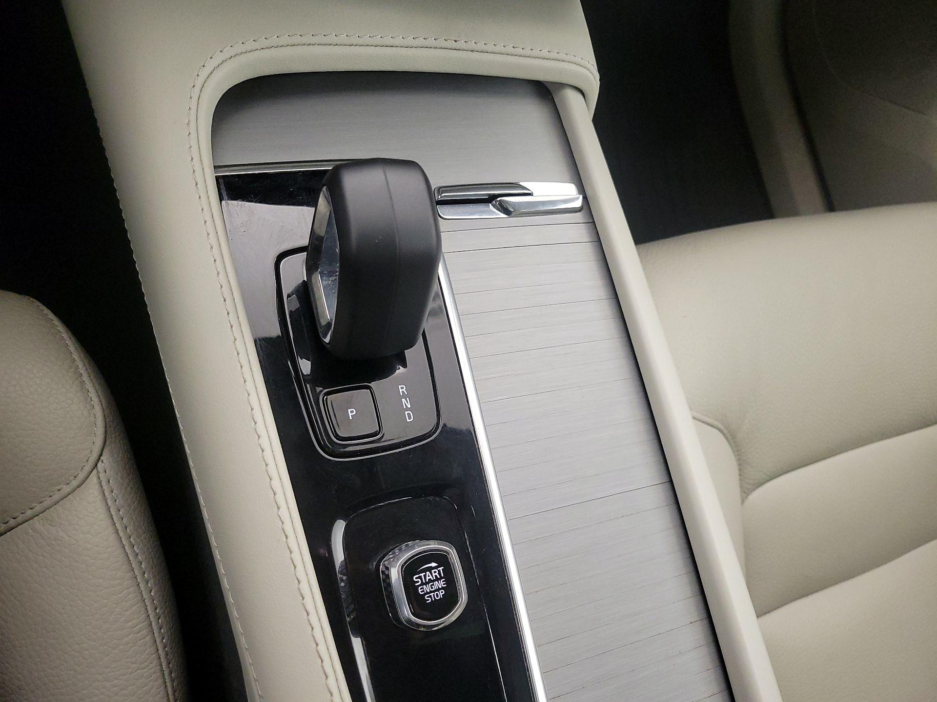 Thumbnail: 2024 Volvo XC90 - 18