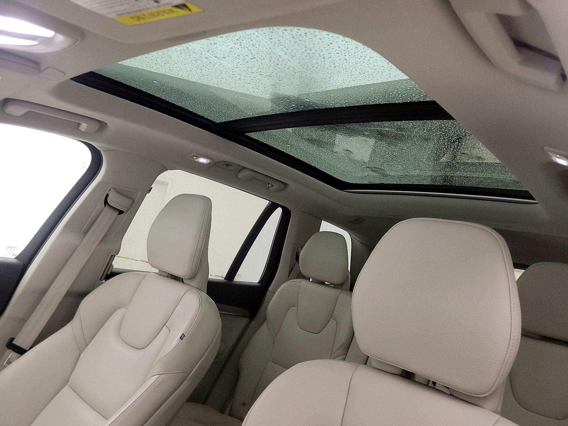 Thumbnail: 2024 Volvo XC90 - 20