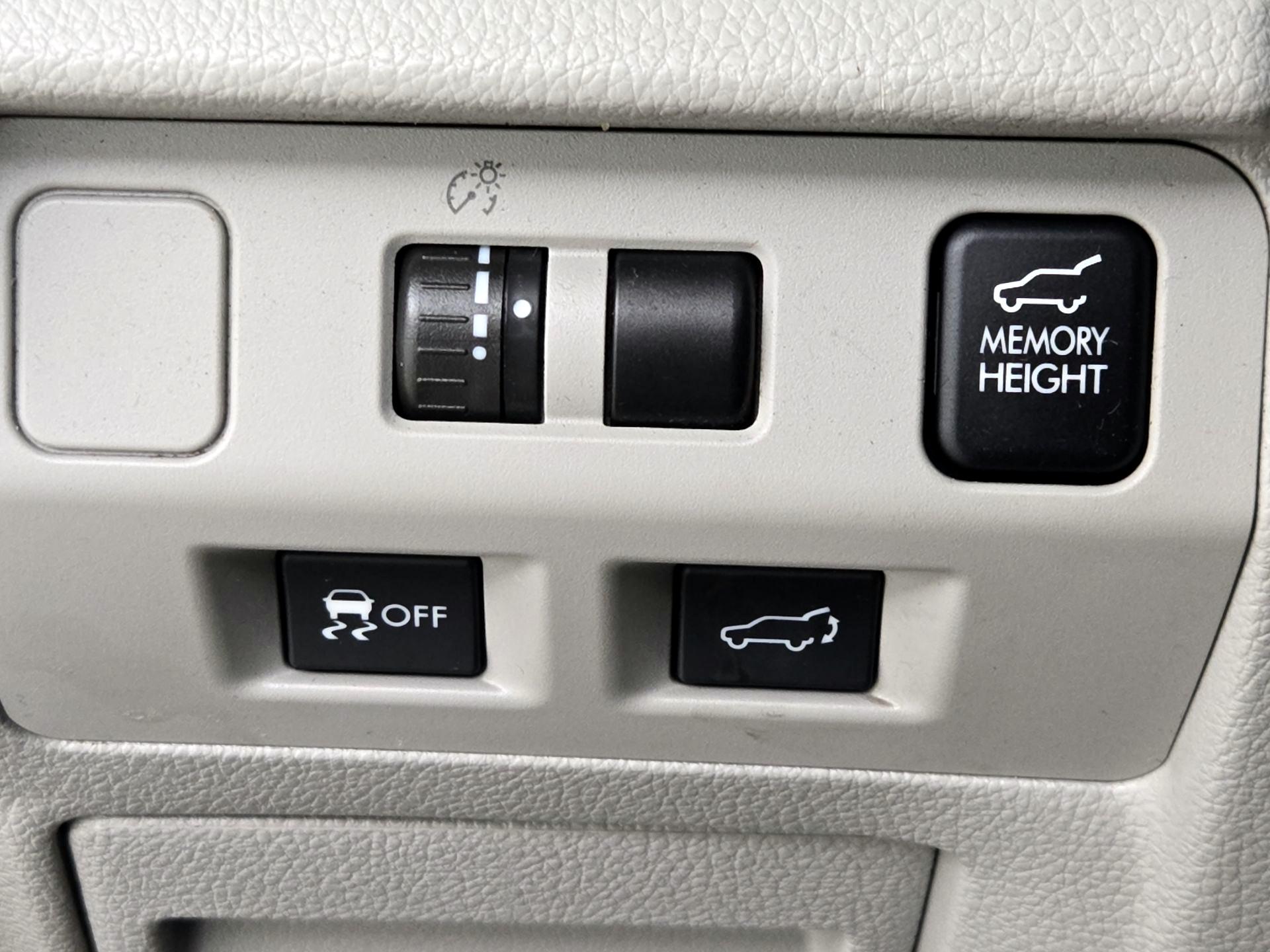 Thumbnail: 2014 Subaru Forester - 13