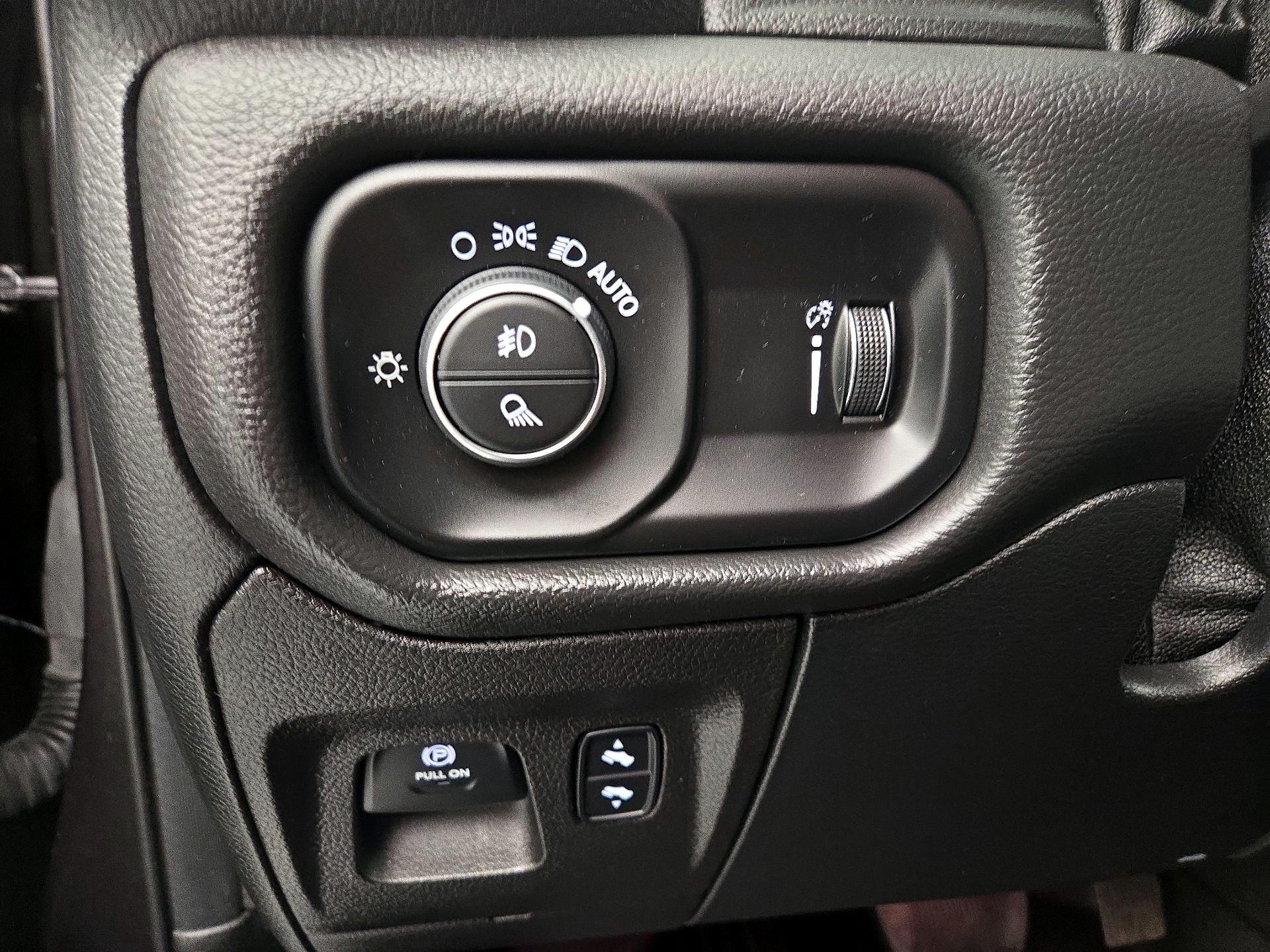 Thumbnail: 2021 RAM 1500 - 13