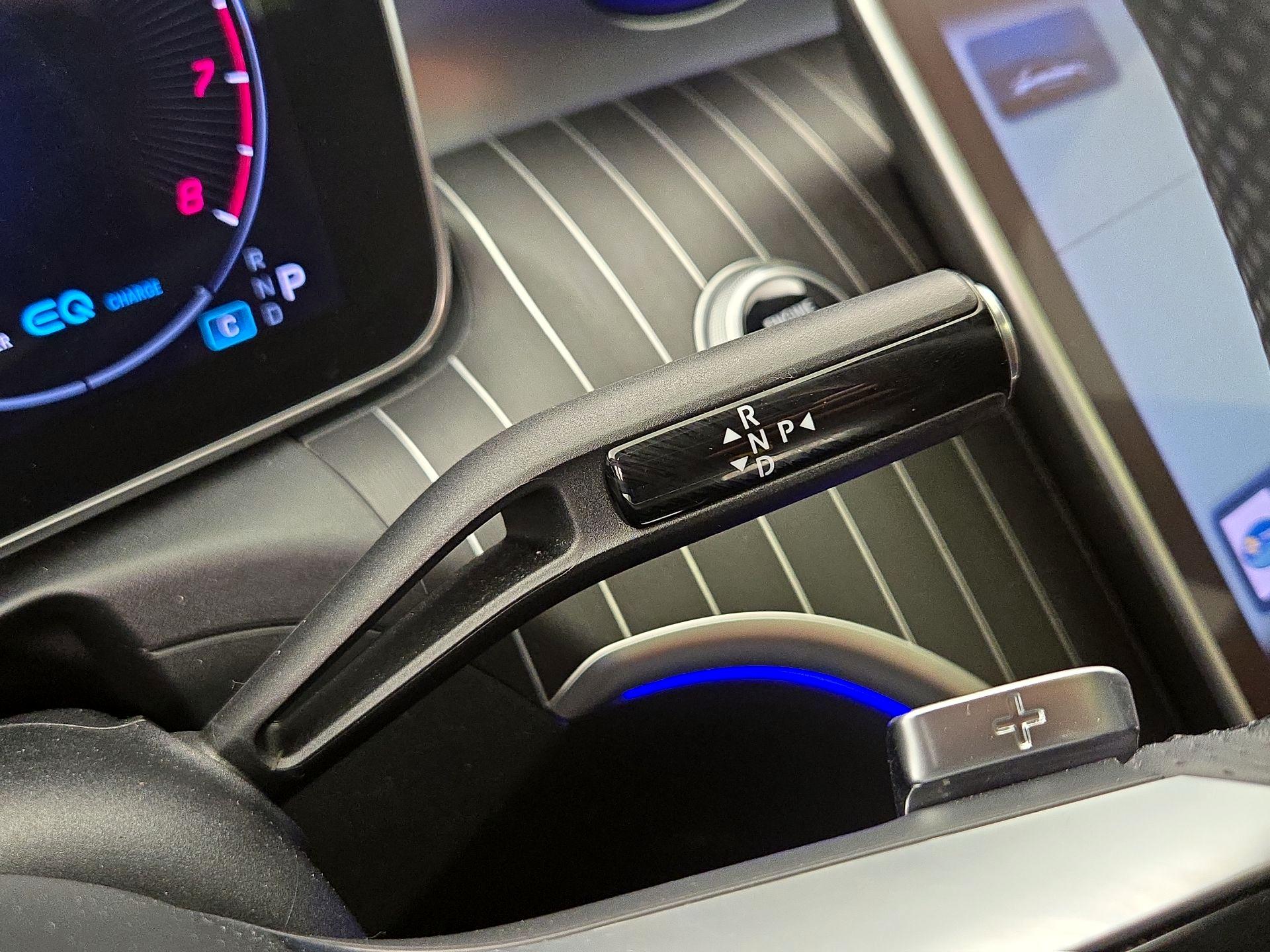 Thumbnail: 2022 Mercedes-Benz C-Class - 18