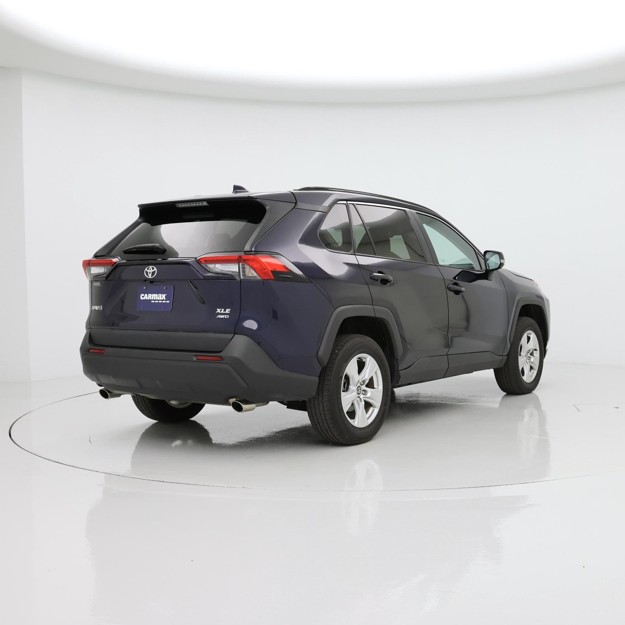 Thumbnail: 2021 Toyota RAV4 - 8