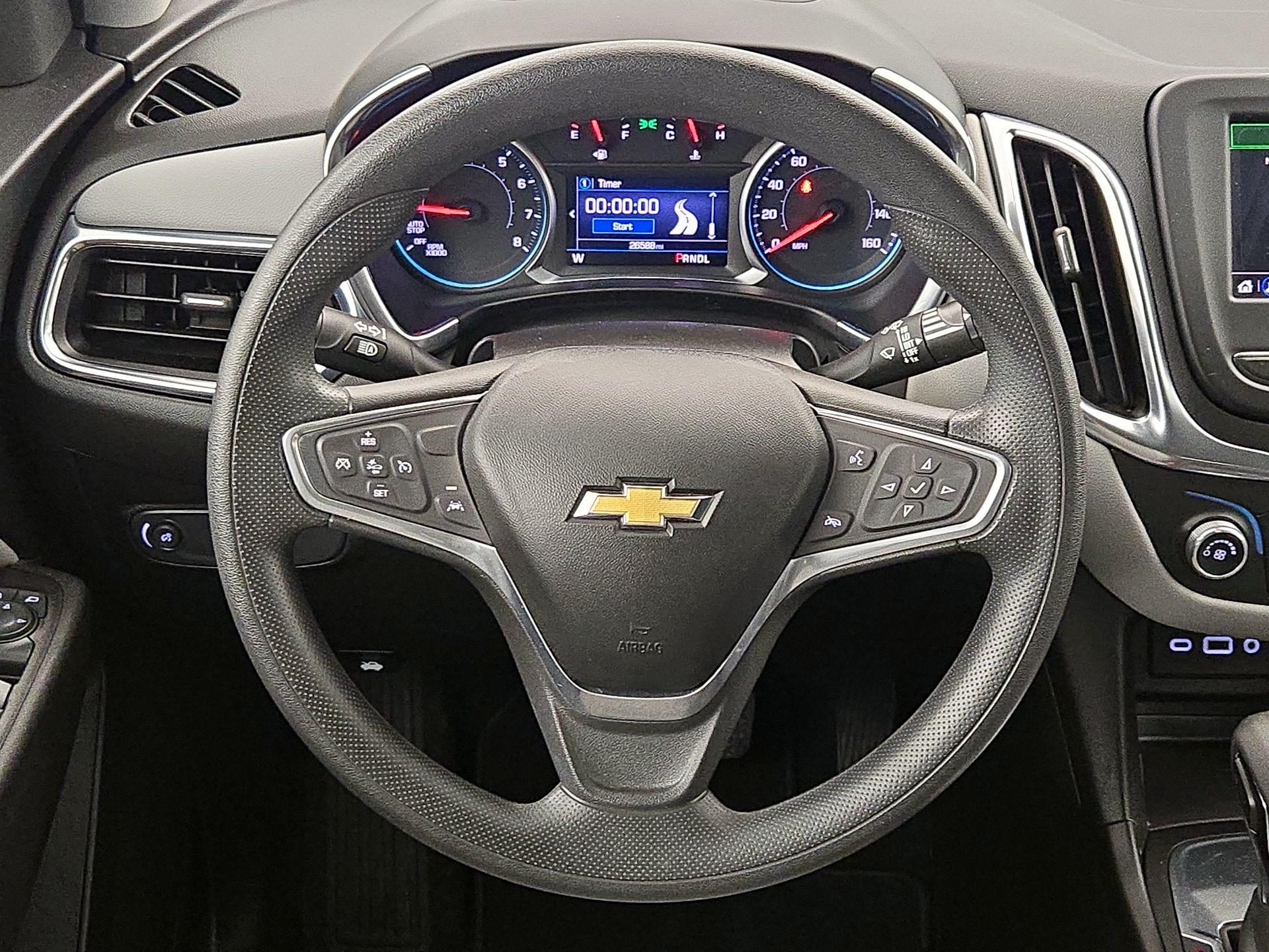 Thumbnail: 2022 Chevrolet Equinox - 10