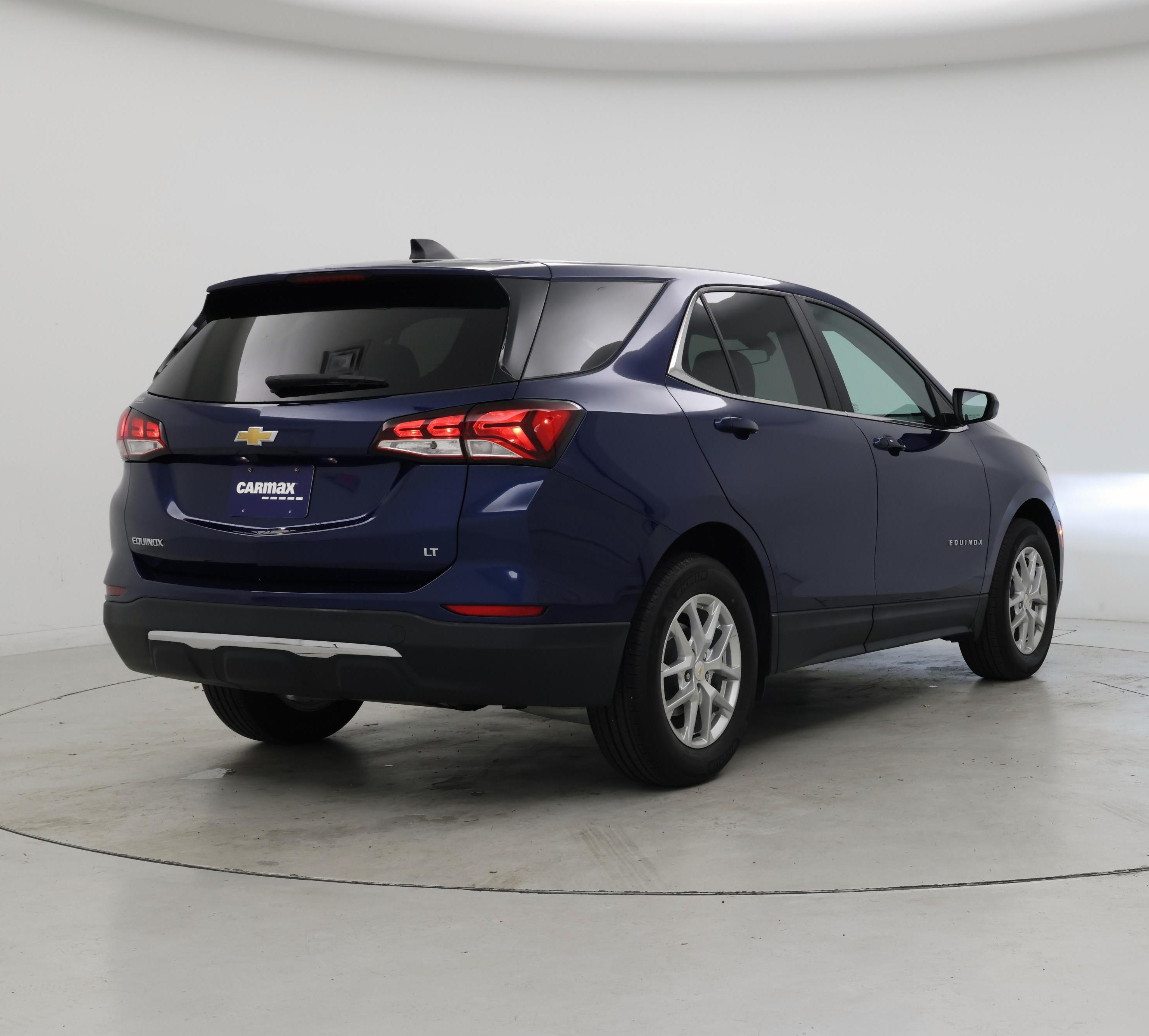 Thumbnail: 2022 Chevrolet Equinox - 8