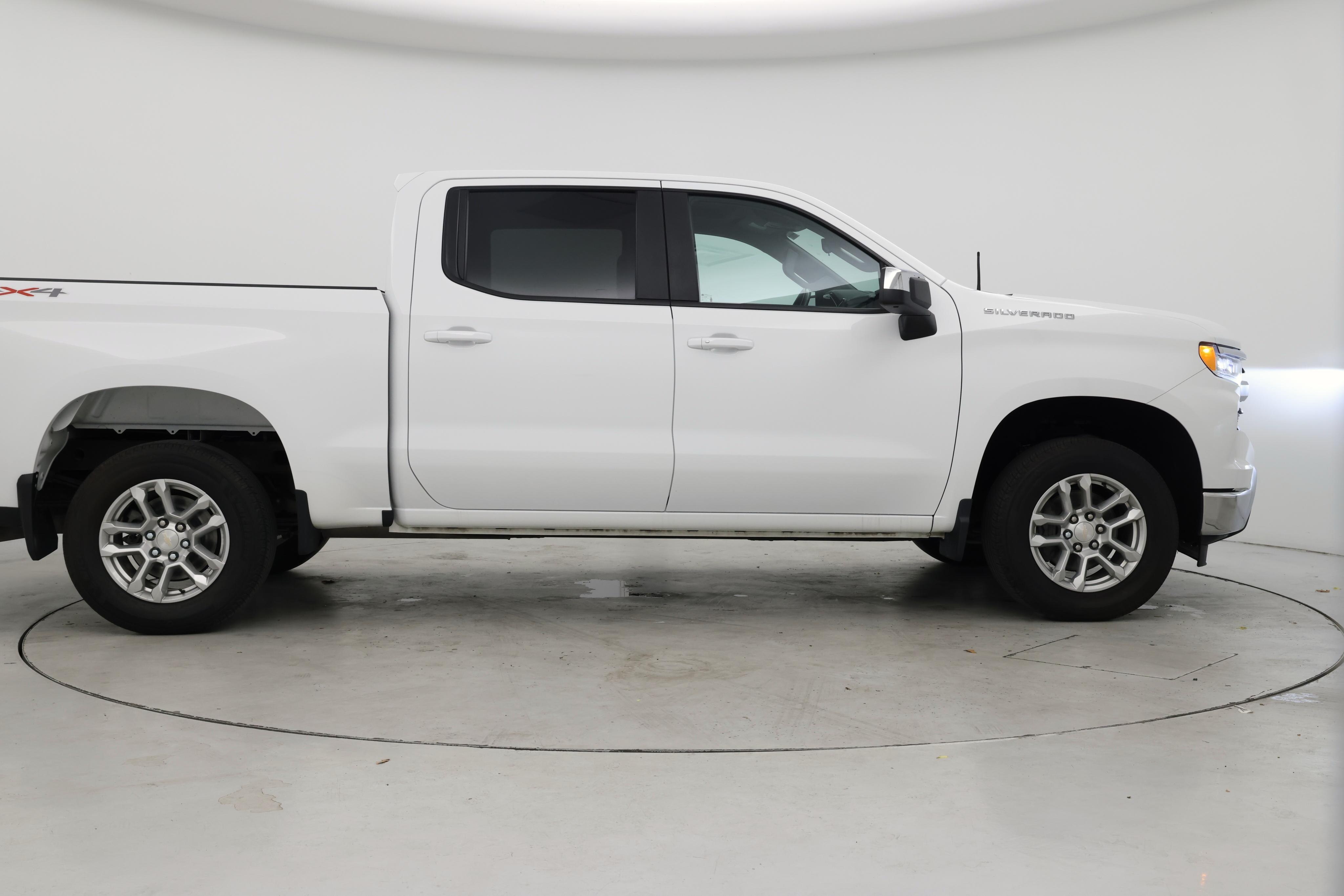 Thumbnail: 2022 Chevrolet Silverado 1500 - 7