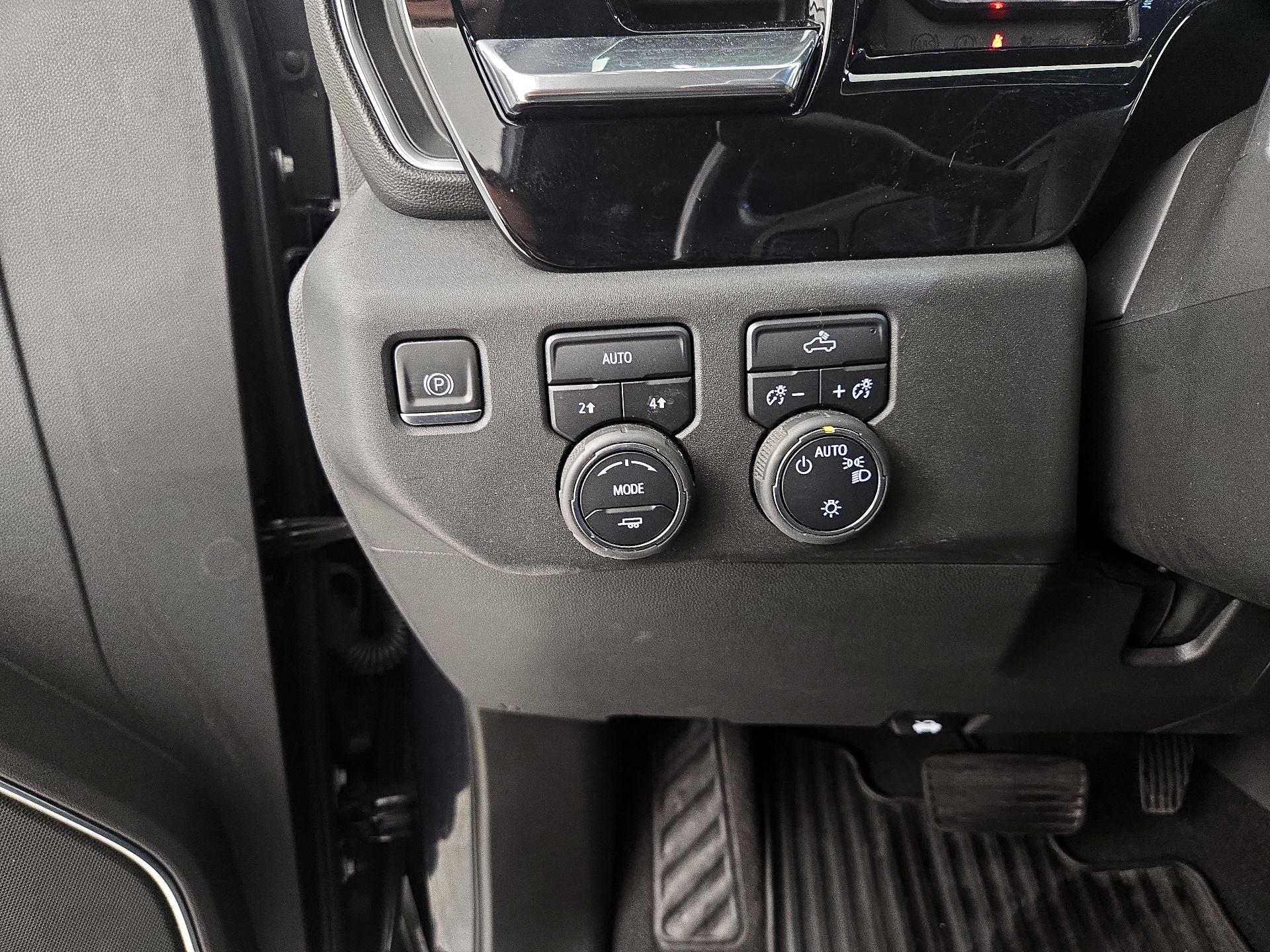 Thumbnail: 2022 Chevrolet Silverado 1500 - 13