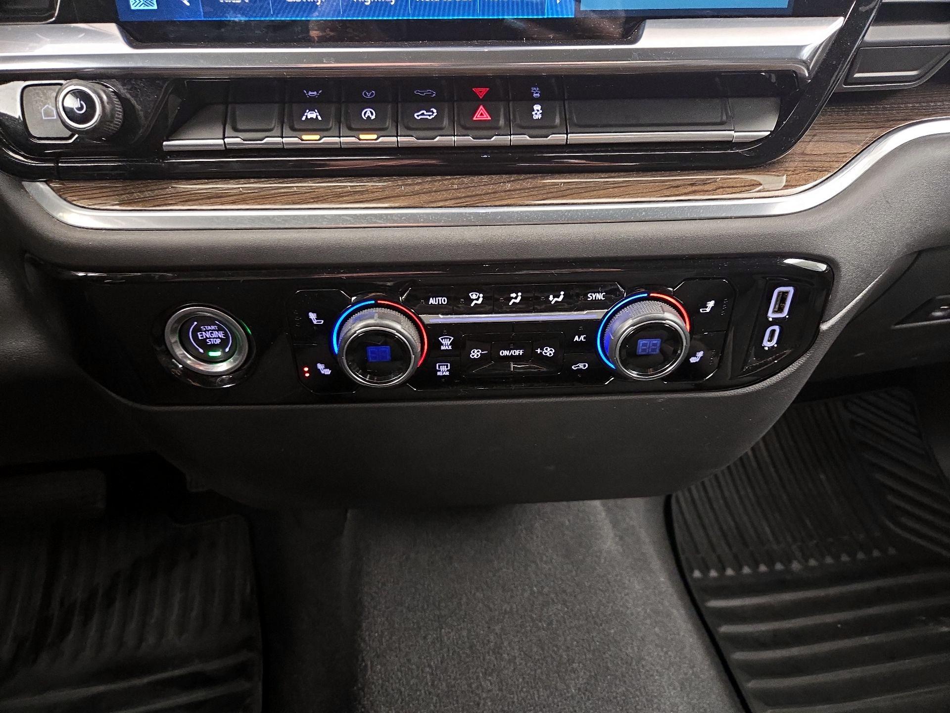 Thumbnail: 2022 Chevrolet Silverado 1500 - 16