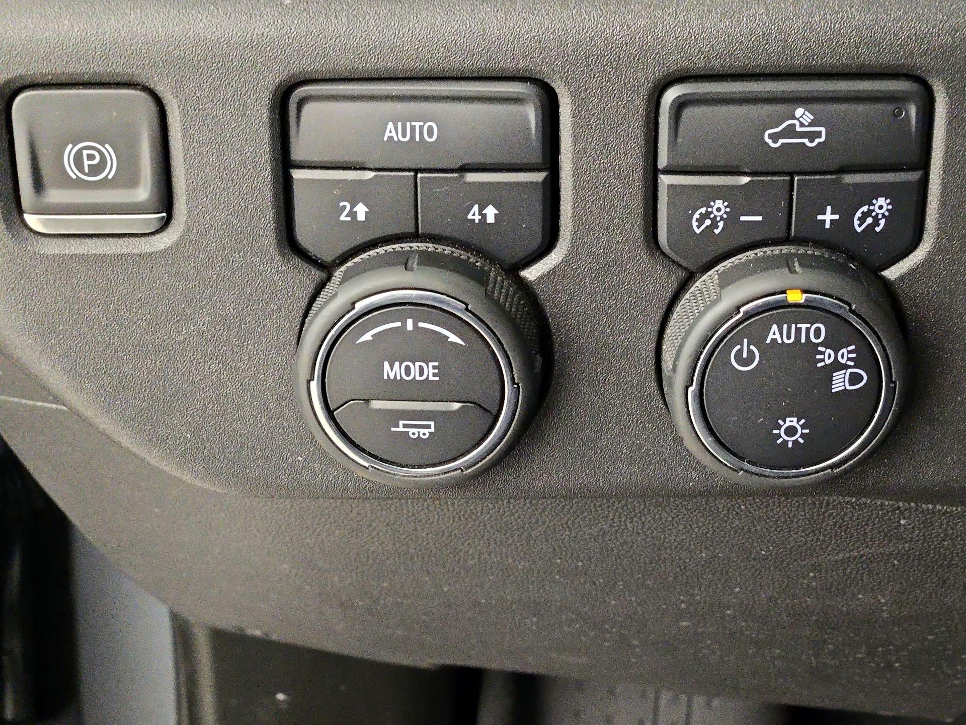 Thumbnail: 2023 Chevrolet Silverado 1500 - 13