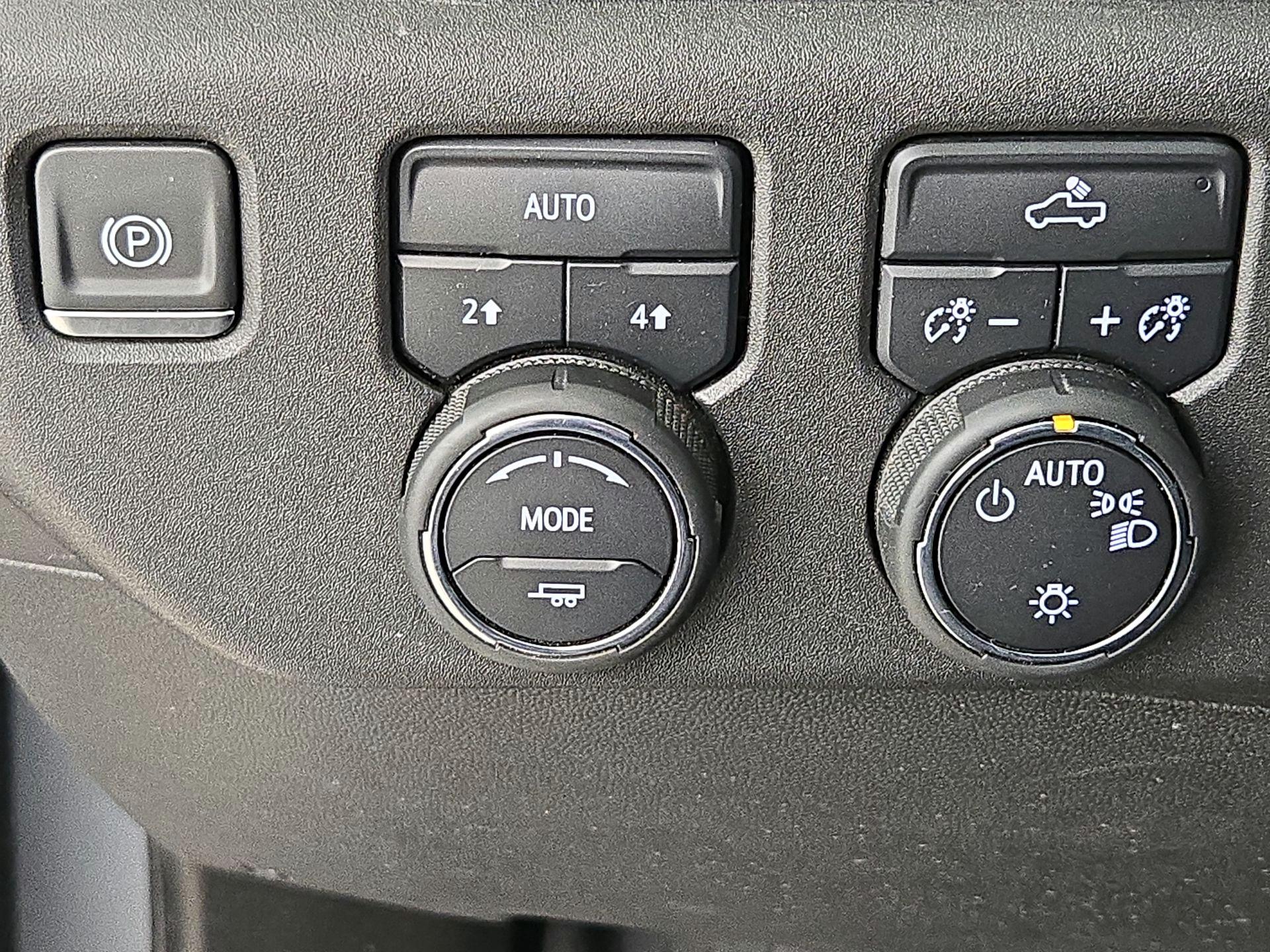 Thumbnail: 2023 Chevrolet Silverado 1500 - 14