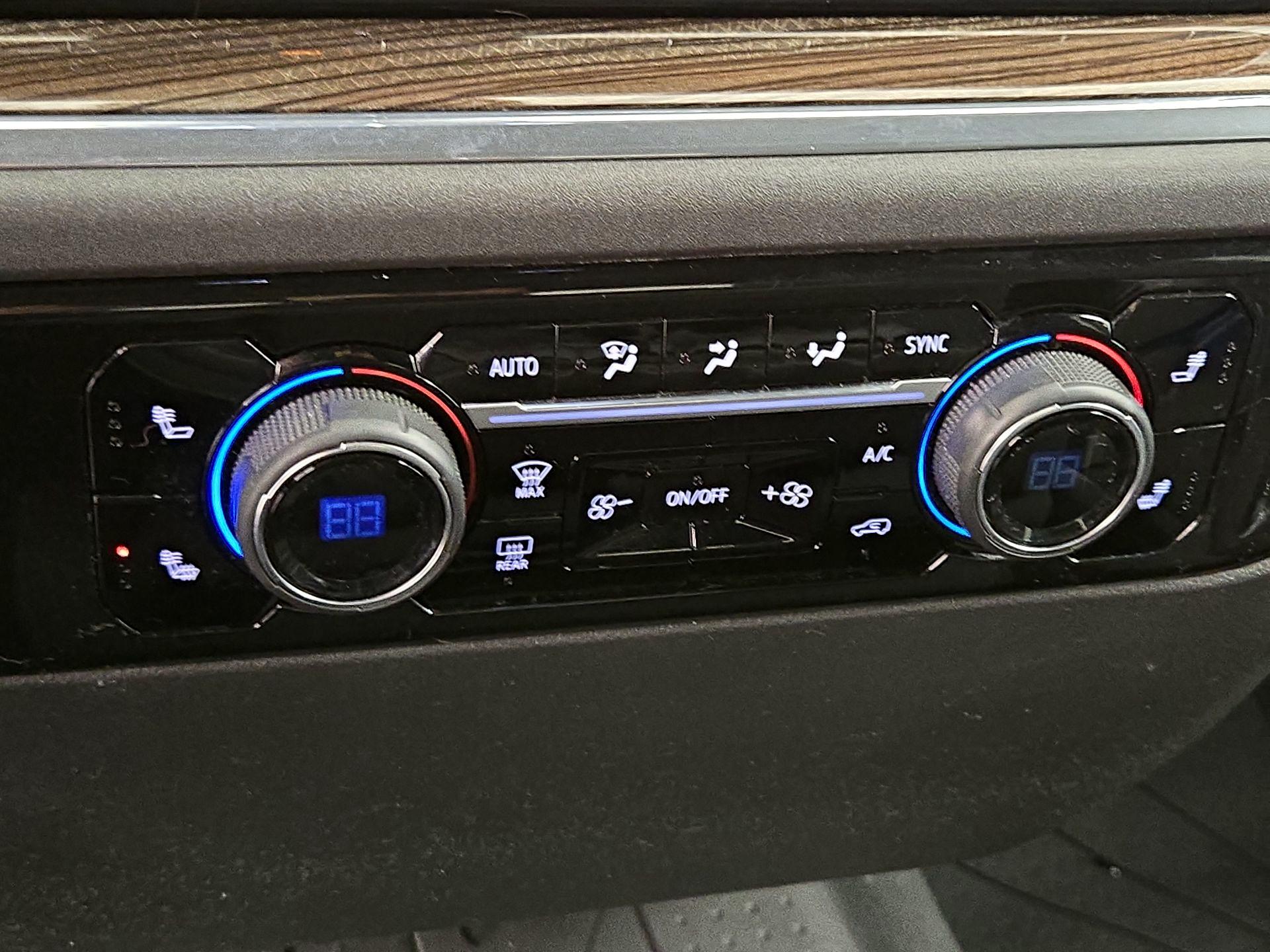 Thumbnail: 2023 Chevrolet Silverado 1500 - 17