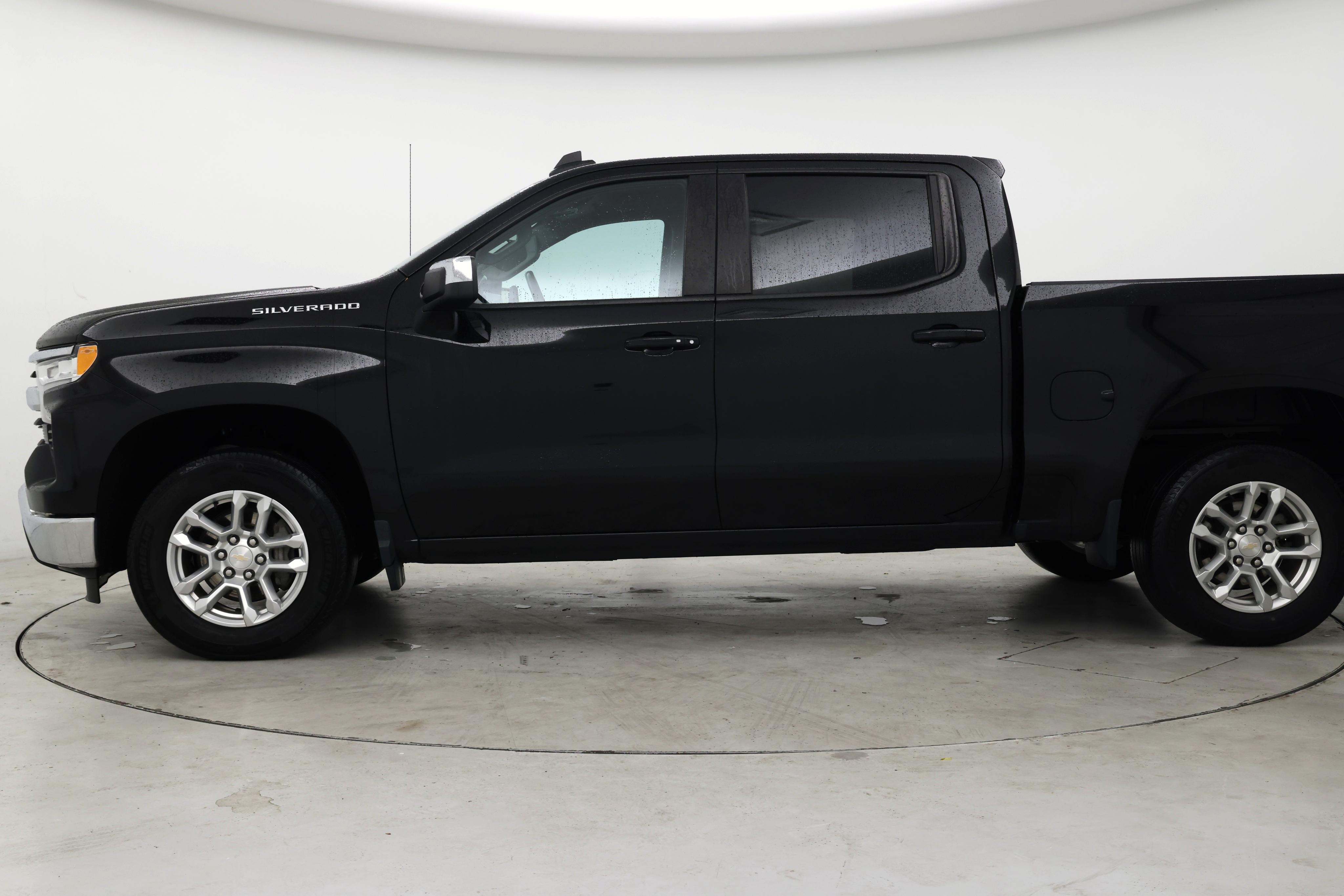 Thumbnail: 2022 Chevrolet Silverado 1500 - 3