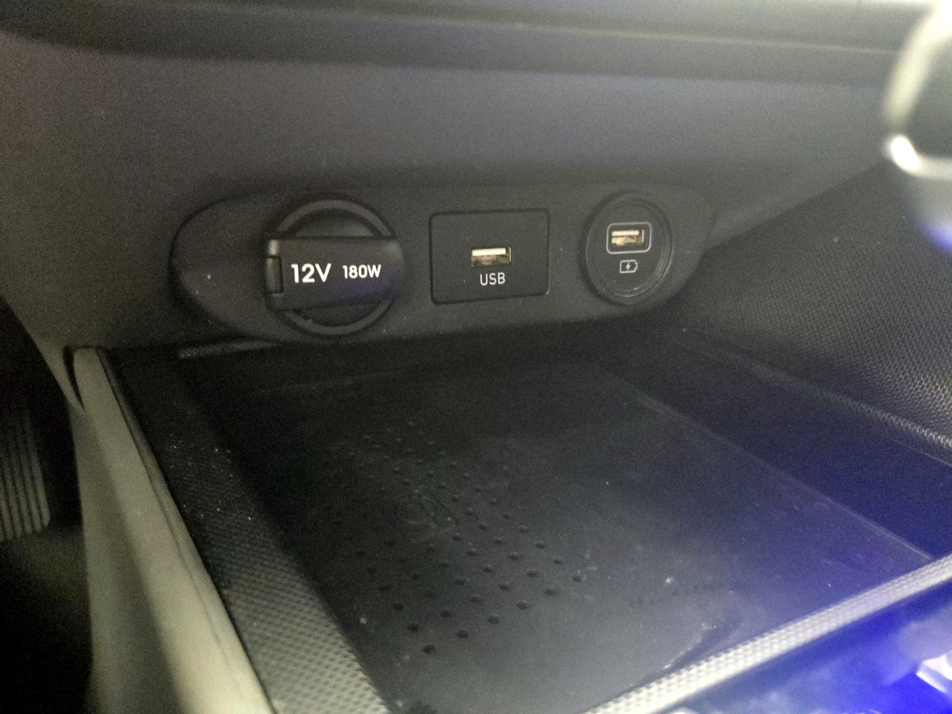 Thumbnail: 2023 Hyundai Elantra - 19