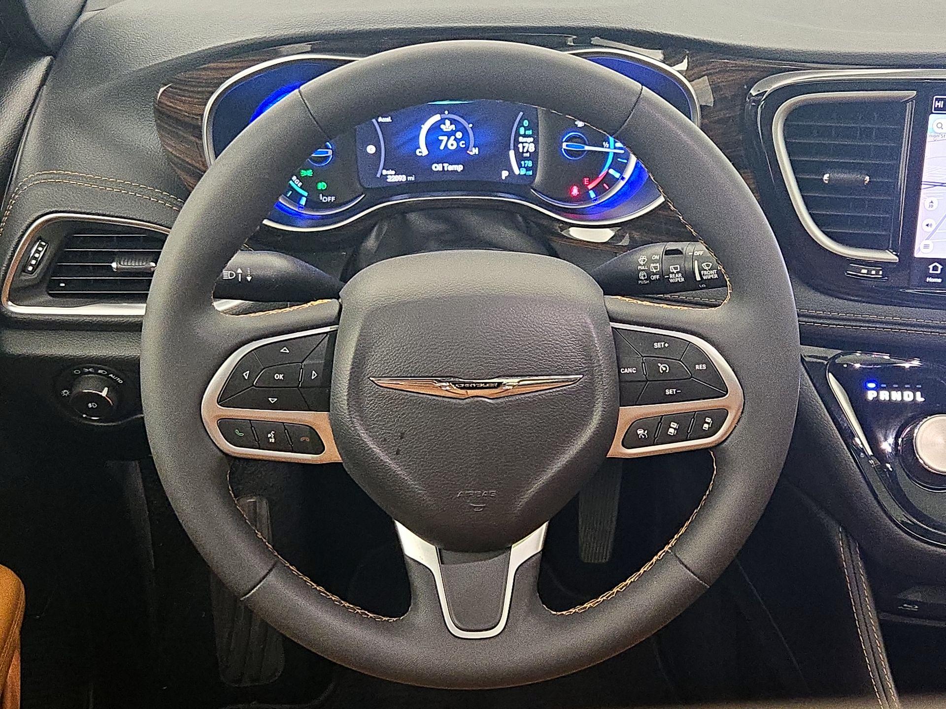 Thumbnail: 2023 Chrysler Pacifica - 10