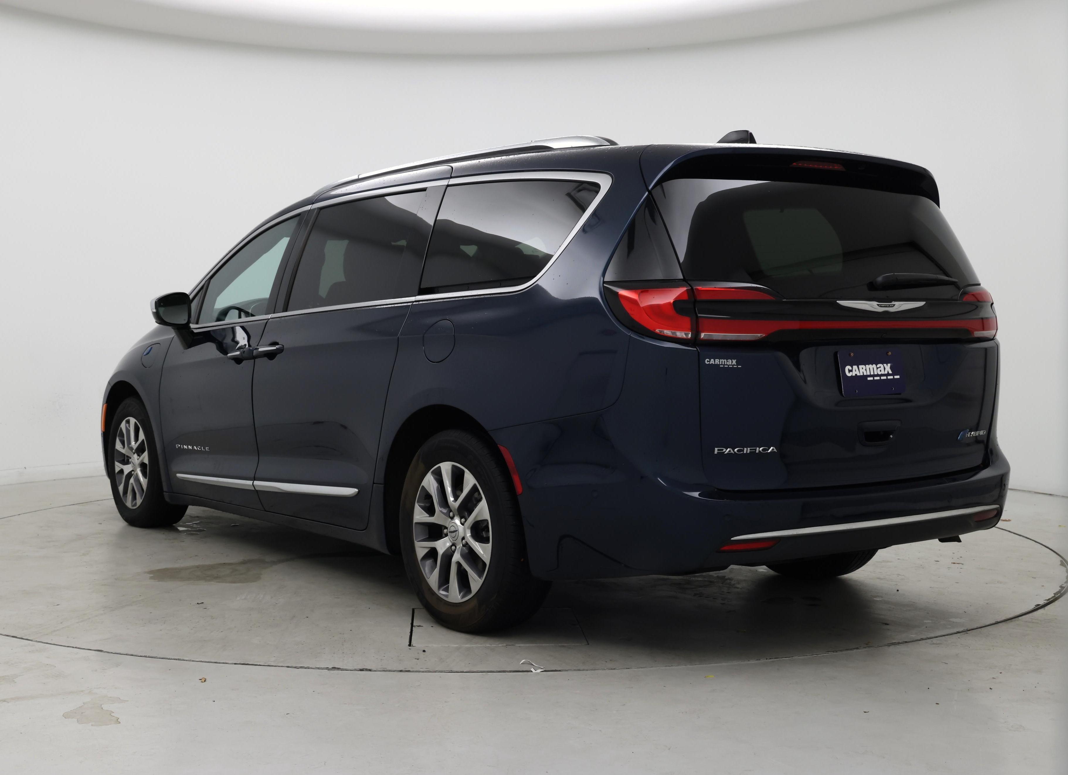 Thumbnail: 2023 Chrysler Pacifica - 2