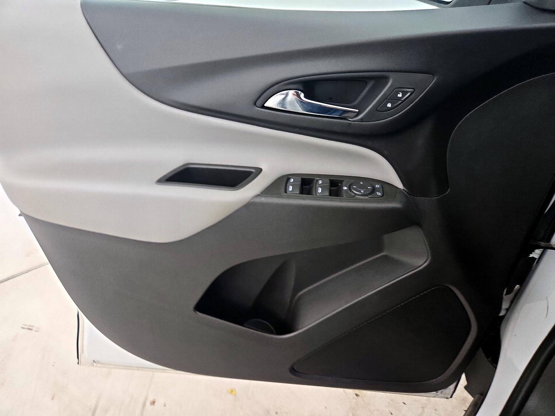 Thumbnail: 2021 Chevrolet Equinox - 12