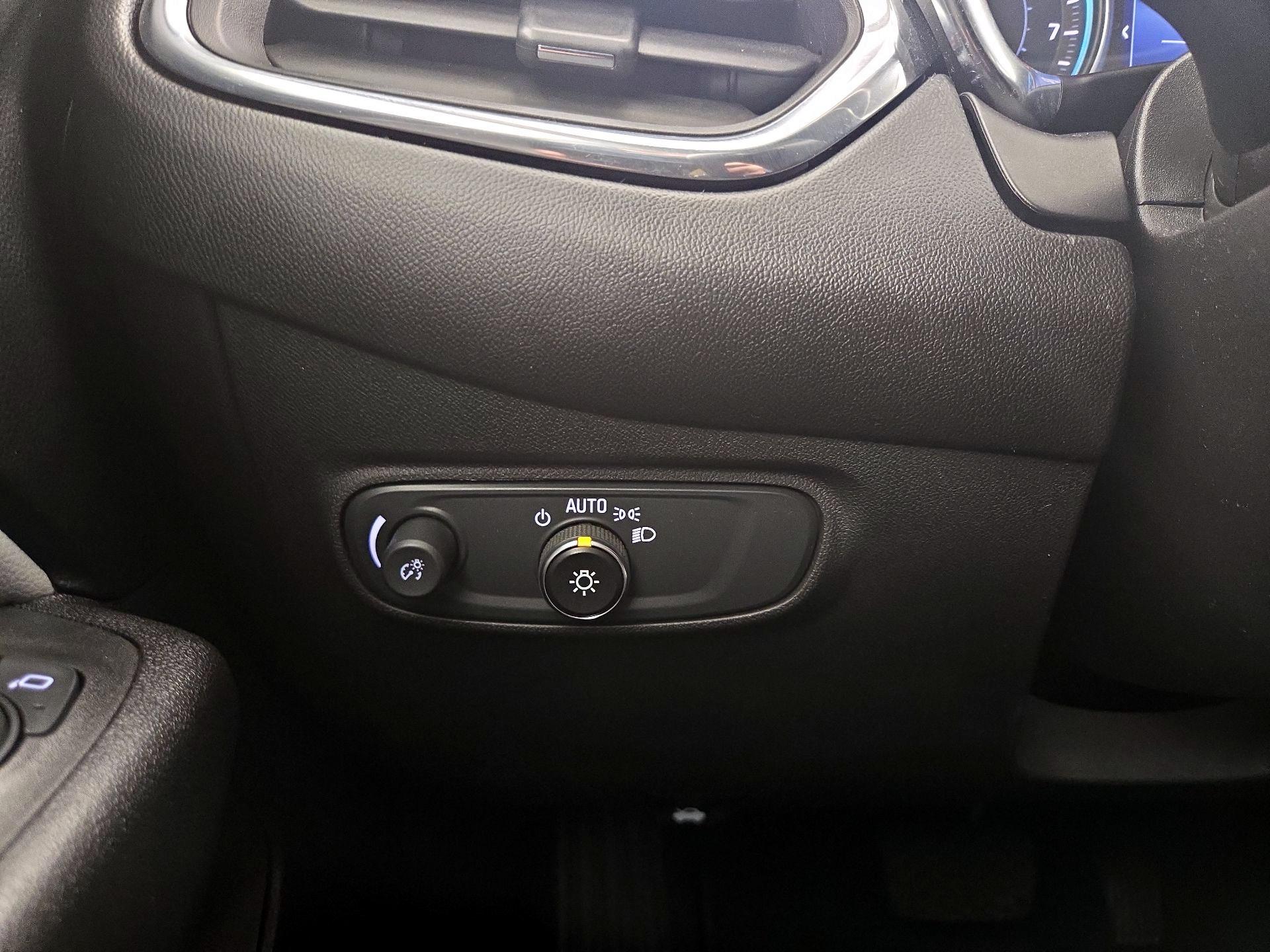 Thumbnail: 2021 Chevrolet Equinox - 13