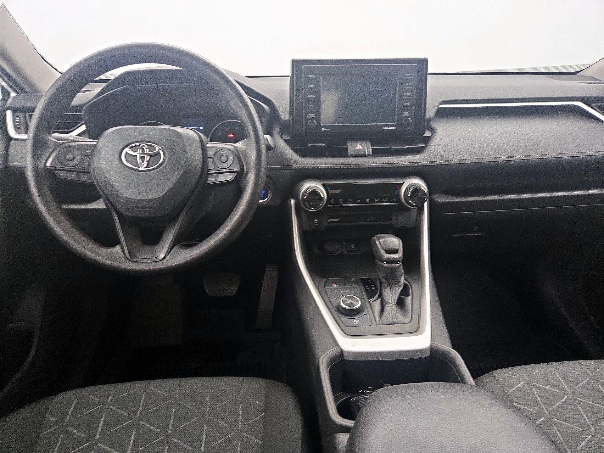 Thumbnail: 2022 Toyota RAV4 - 9