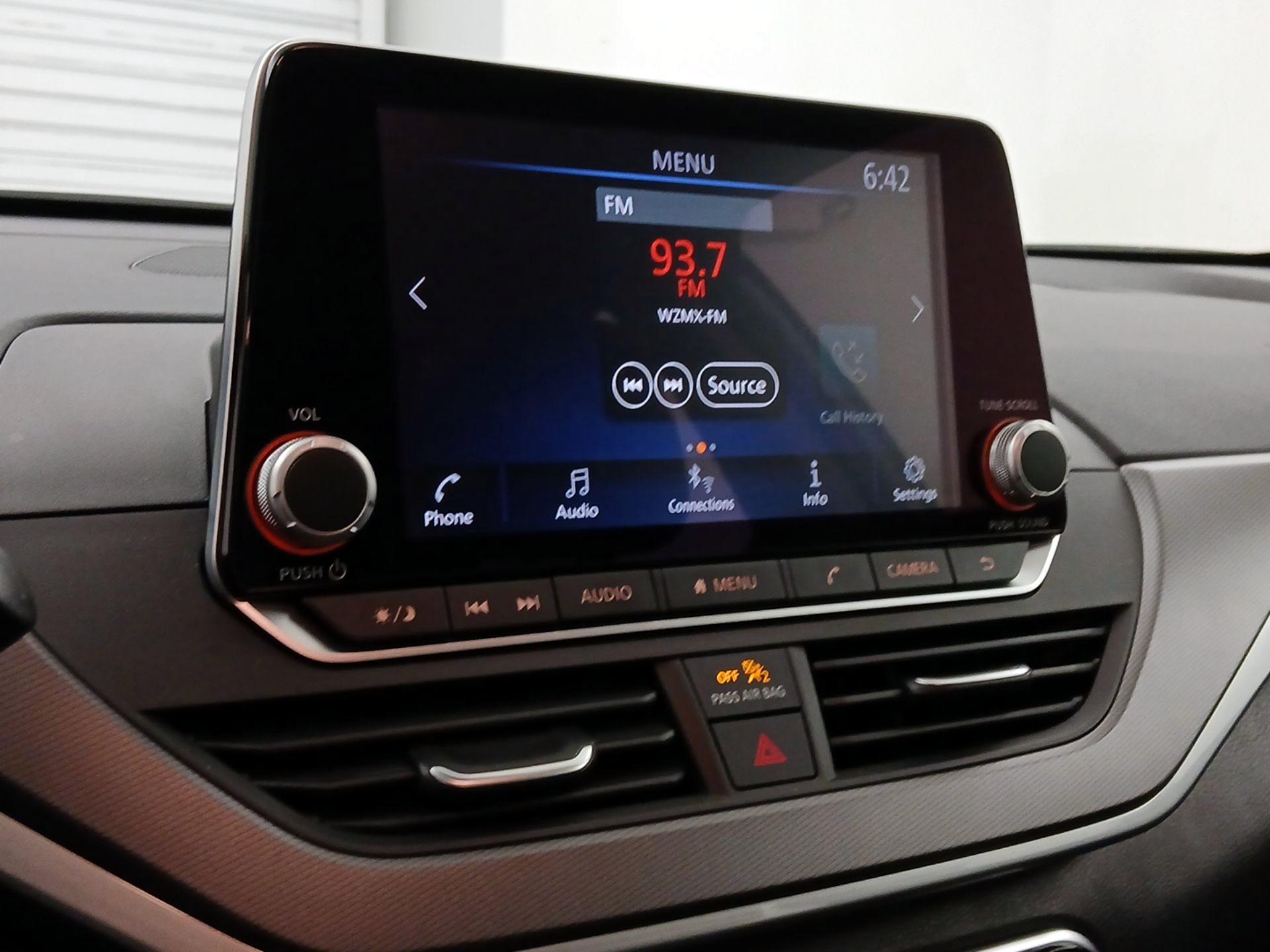 Thumbnail: 2025 Nissan Altima - 15