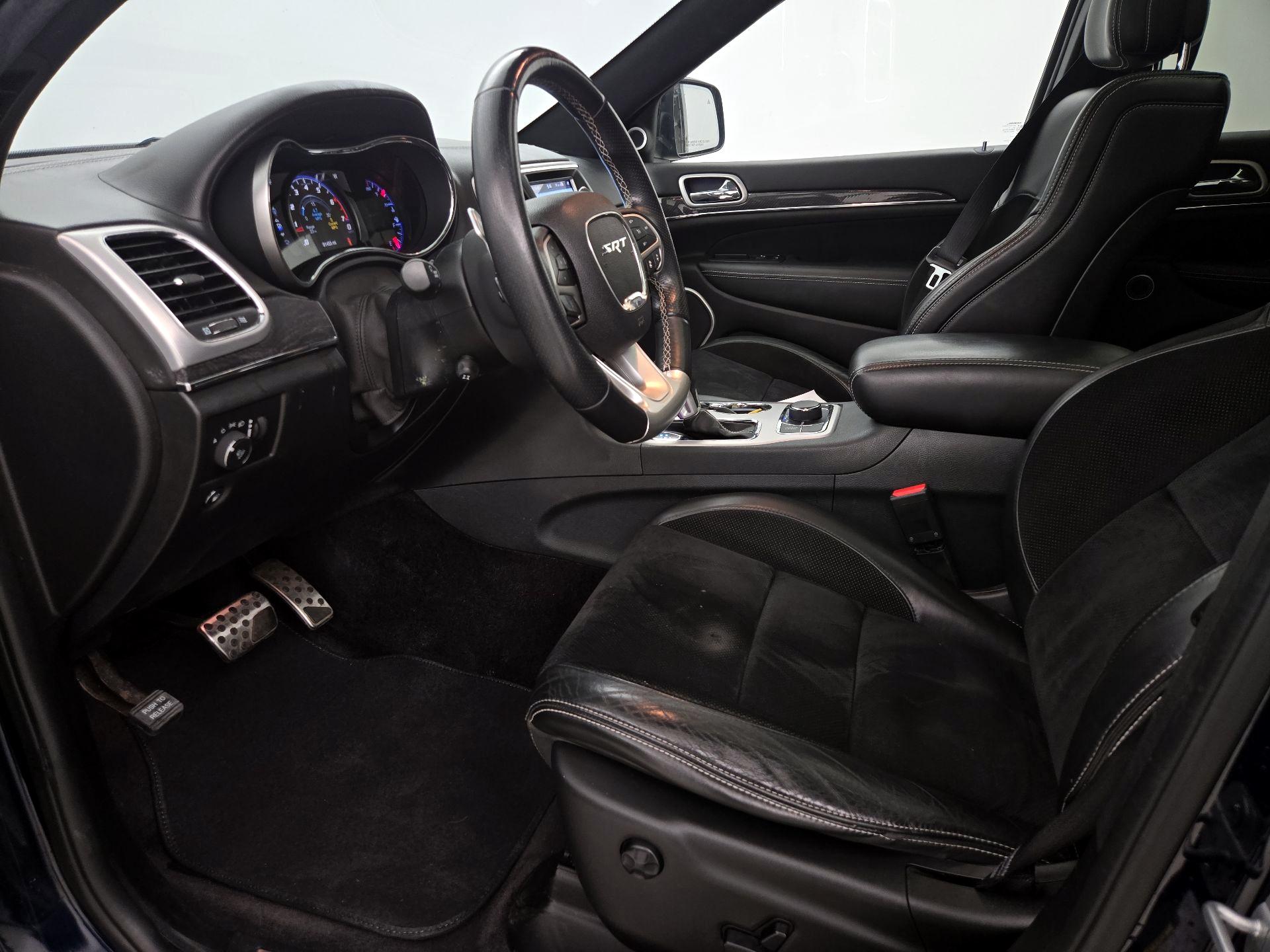 Thumbnail: 2018 Jeep Grand Cherokee - 11