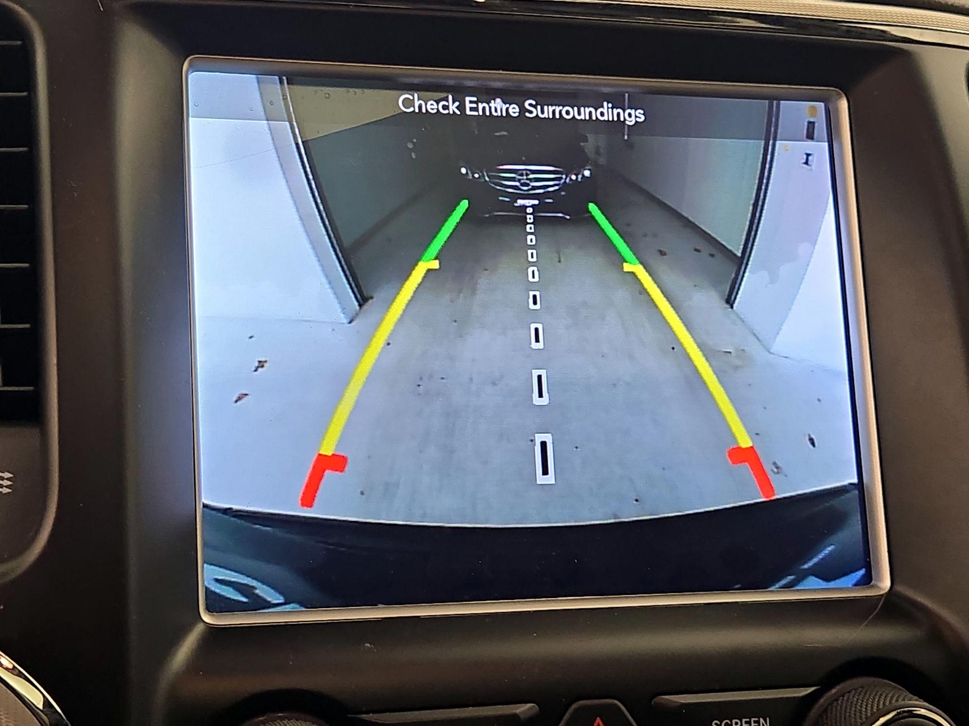 Thumbnail: 2018 Jeep Grand Cherokee - 15