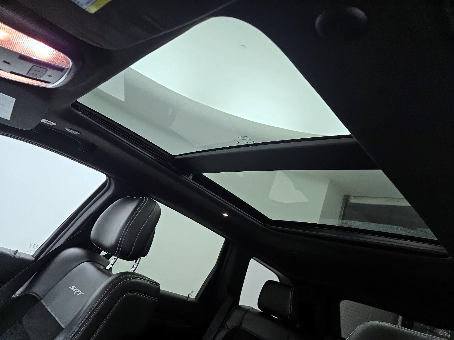 Thumbnail: 2018 Jeep Grand Cherokee - 20