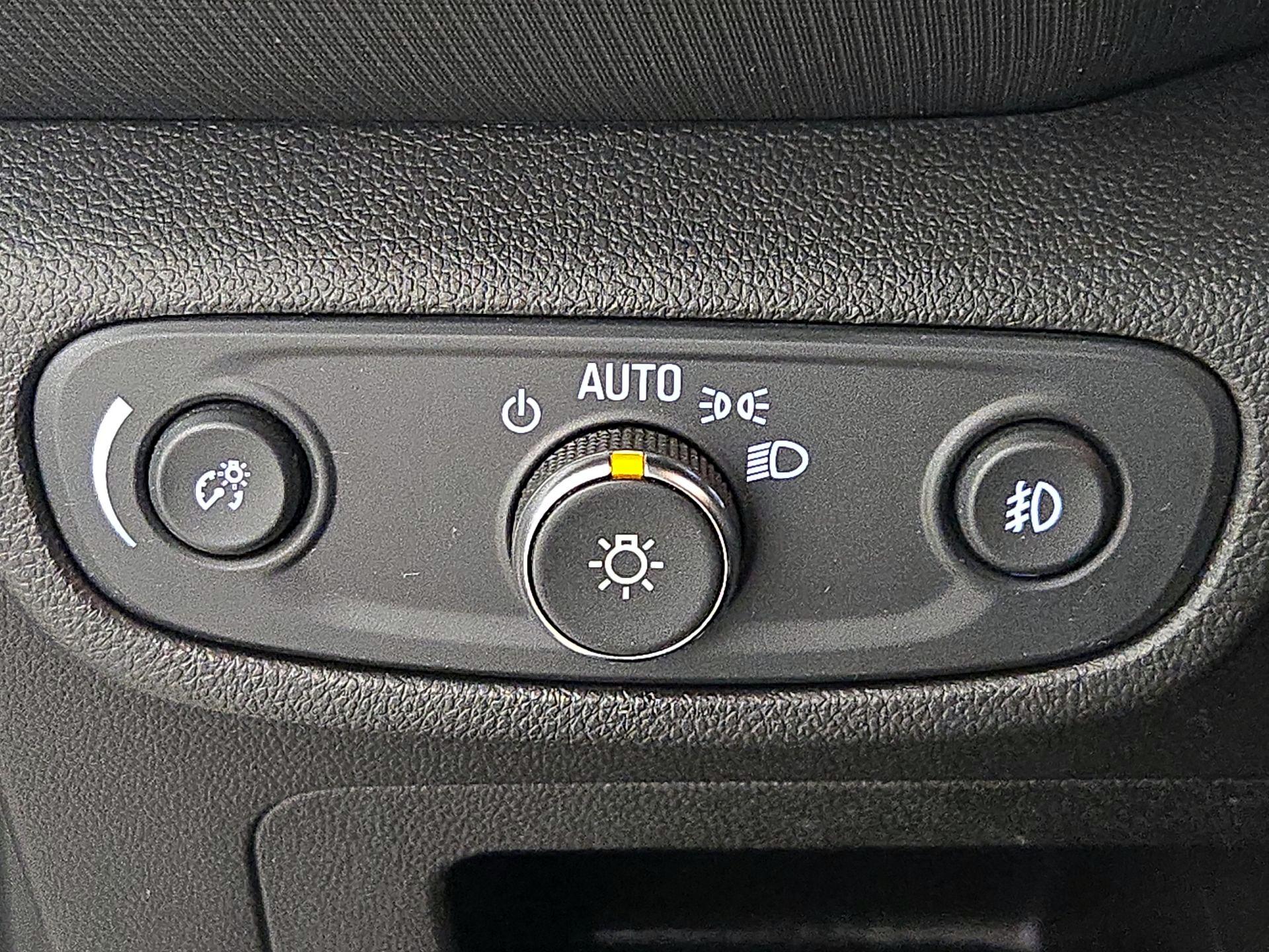 Thumbnail: 2023 Chevrolet TrailBlazer - 13