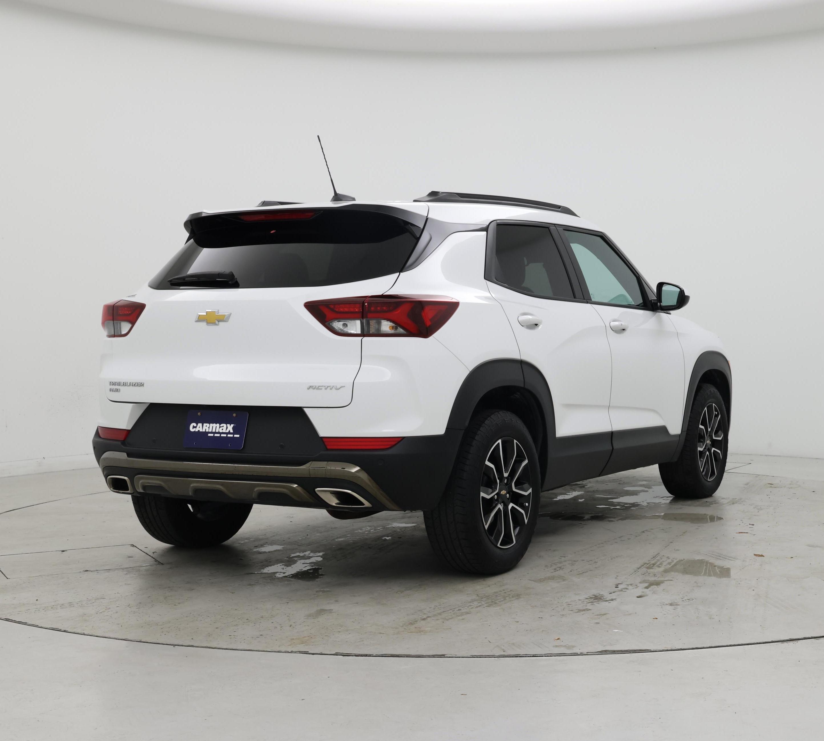 Thumbnail: 2023 Chevrolet TrailBlazer - 8