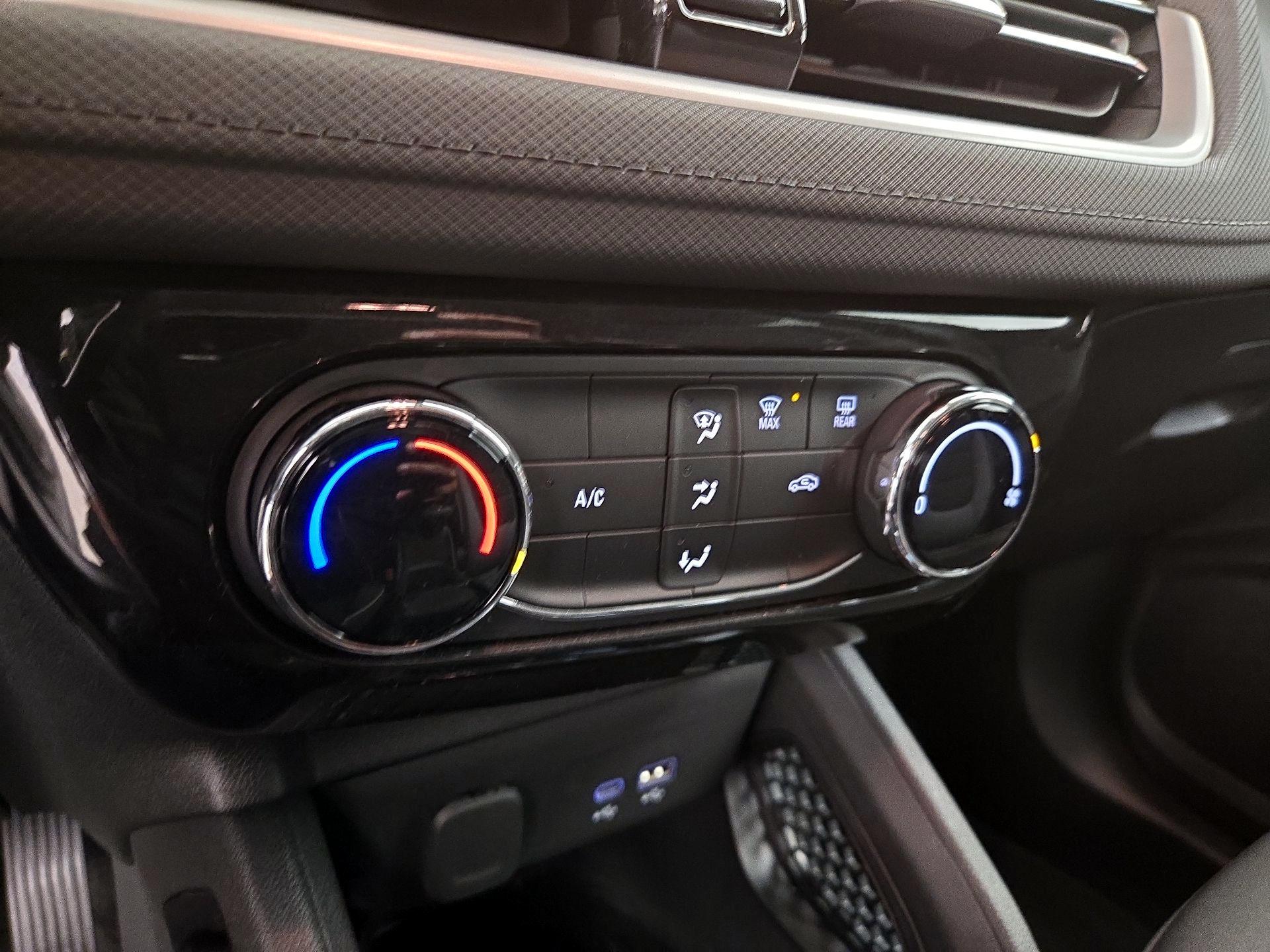 Thumbnail: 2024 Chevrolet TrailBlazer - 16