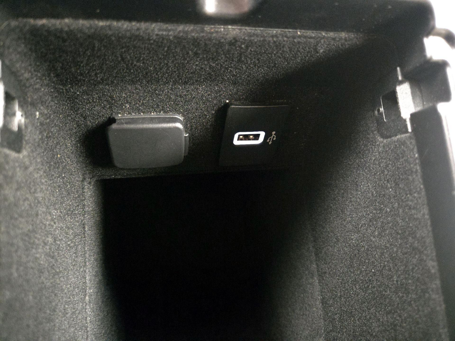 Thumbnail: 2019 Lincoln Nautilus - 19