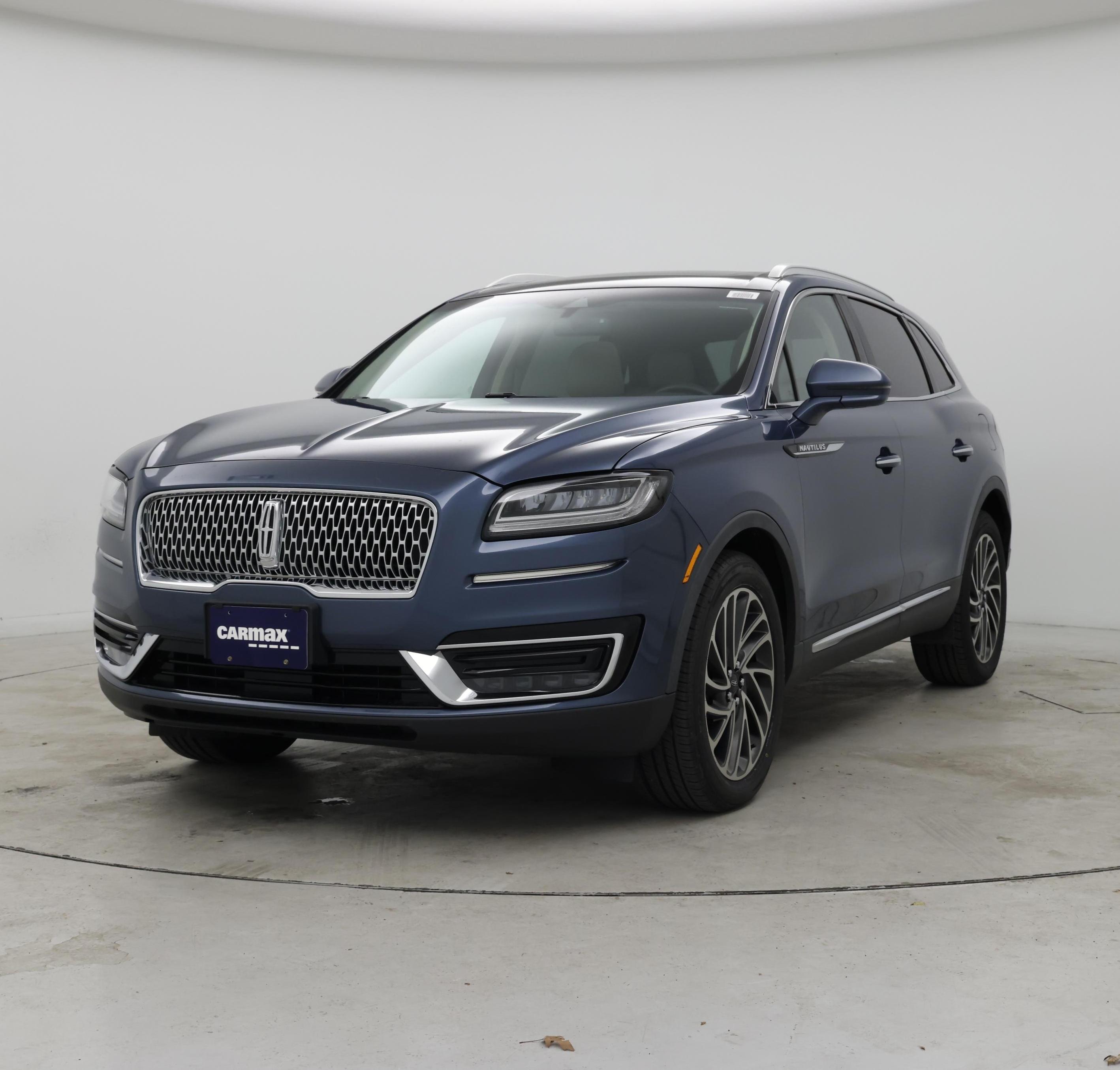 Thumbnail: 2019 Lincoln Nautilus - 4