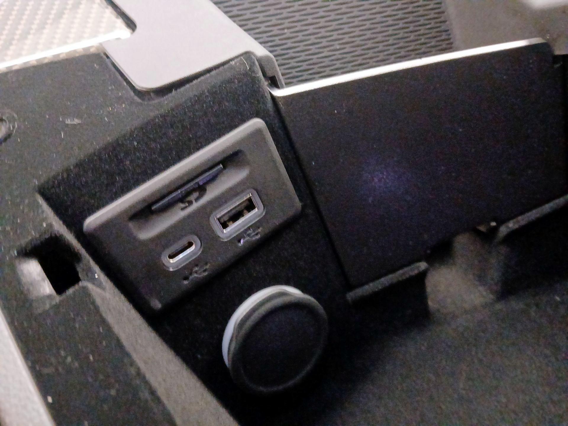 Thumbnail: 2024 Cadillac CT5 - 19