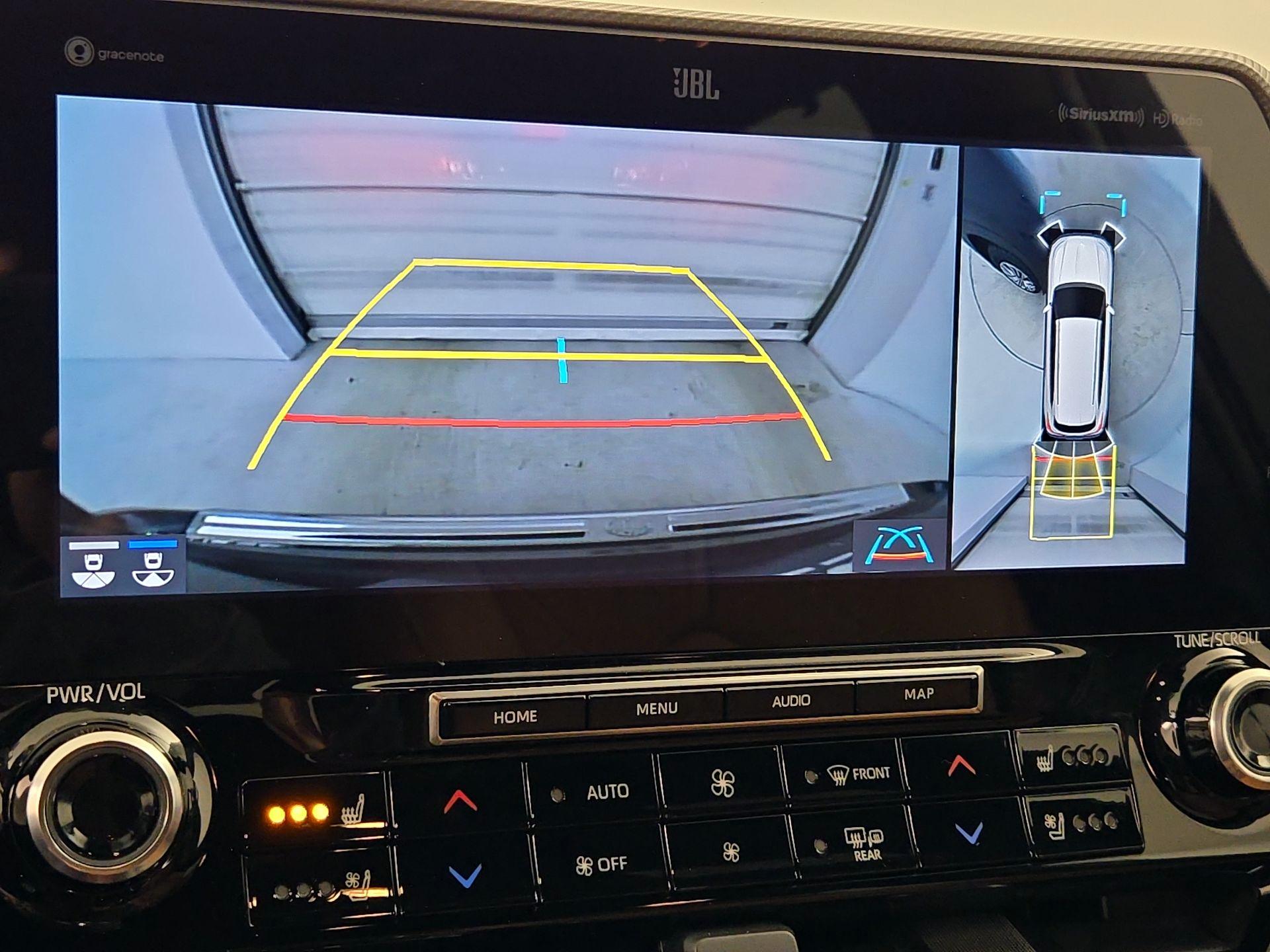 Thumbnail: 2022 Toyota Highlander - 15