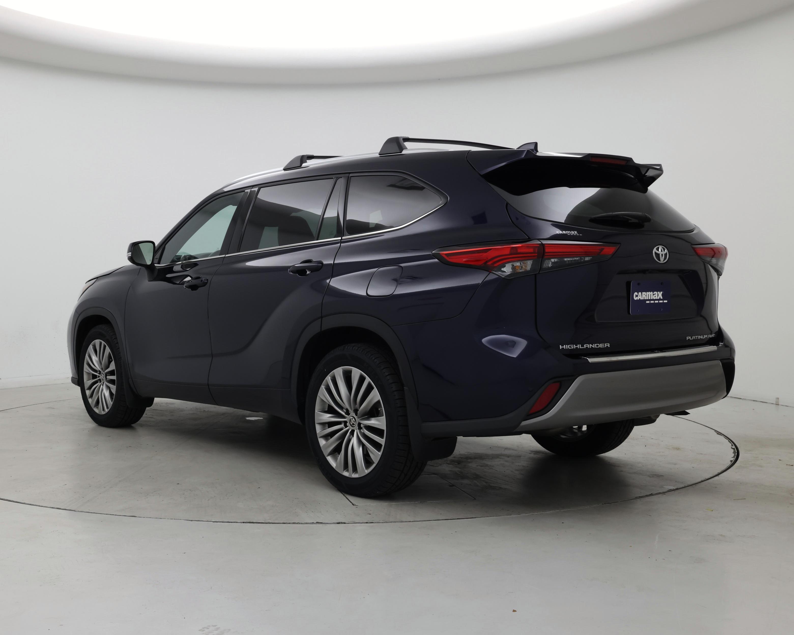 Thumbnail: 2022 Toyota Highlander - 2