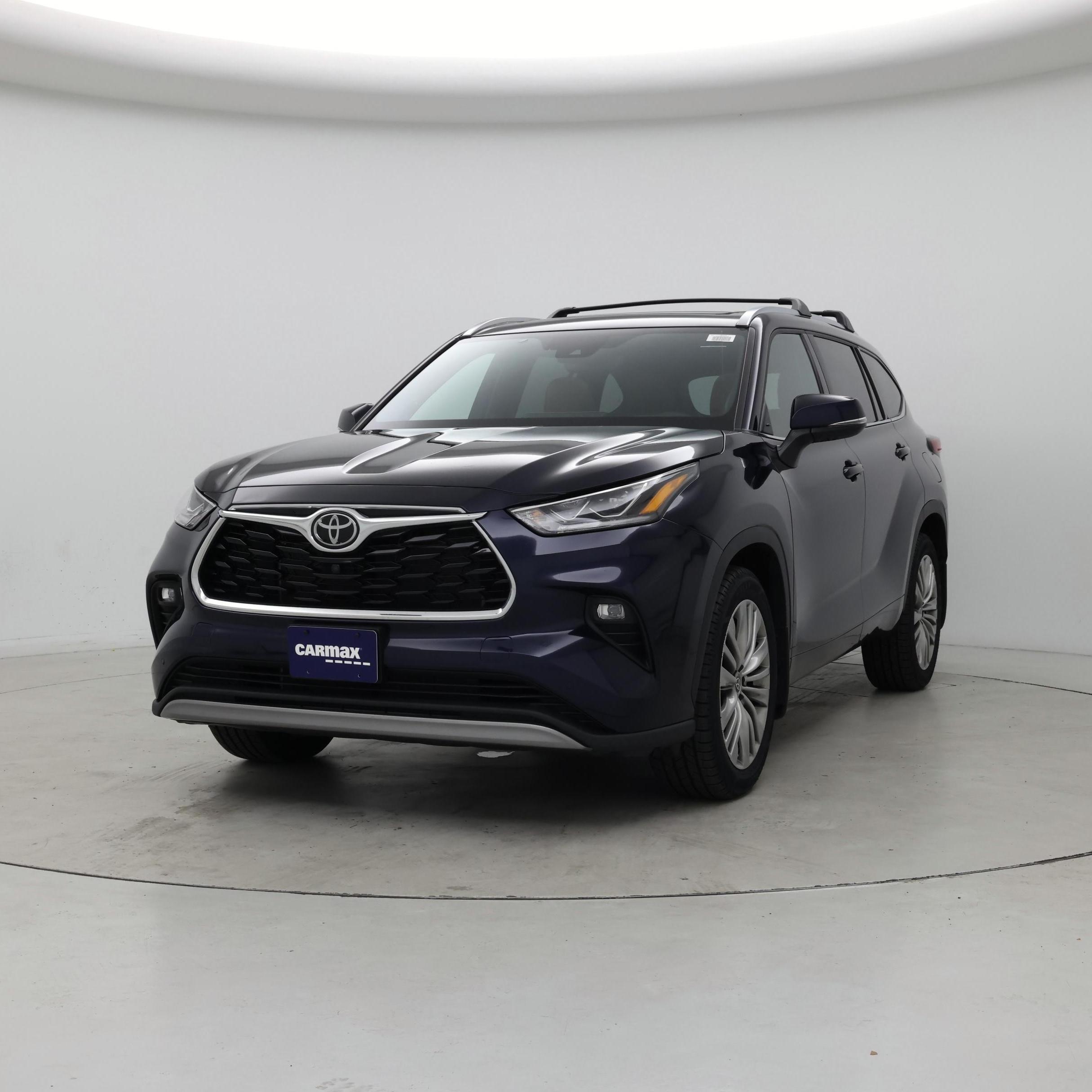 Thumbnail: 2022 Toyota Highlander - 4