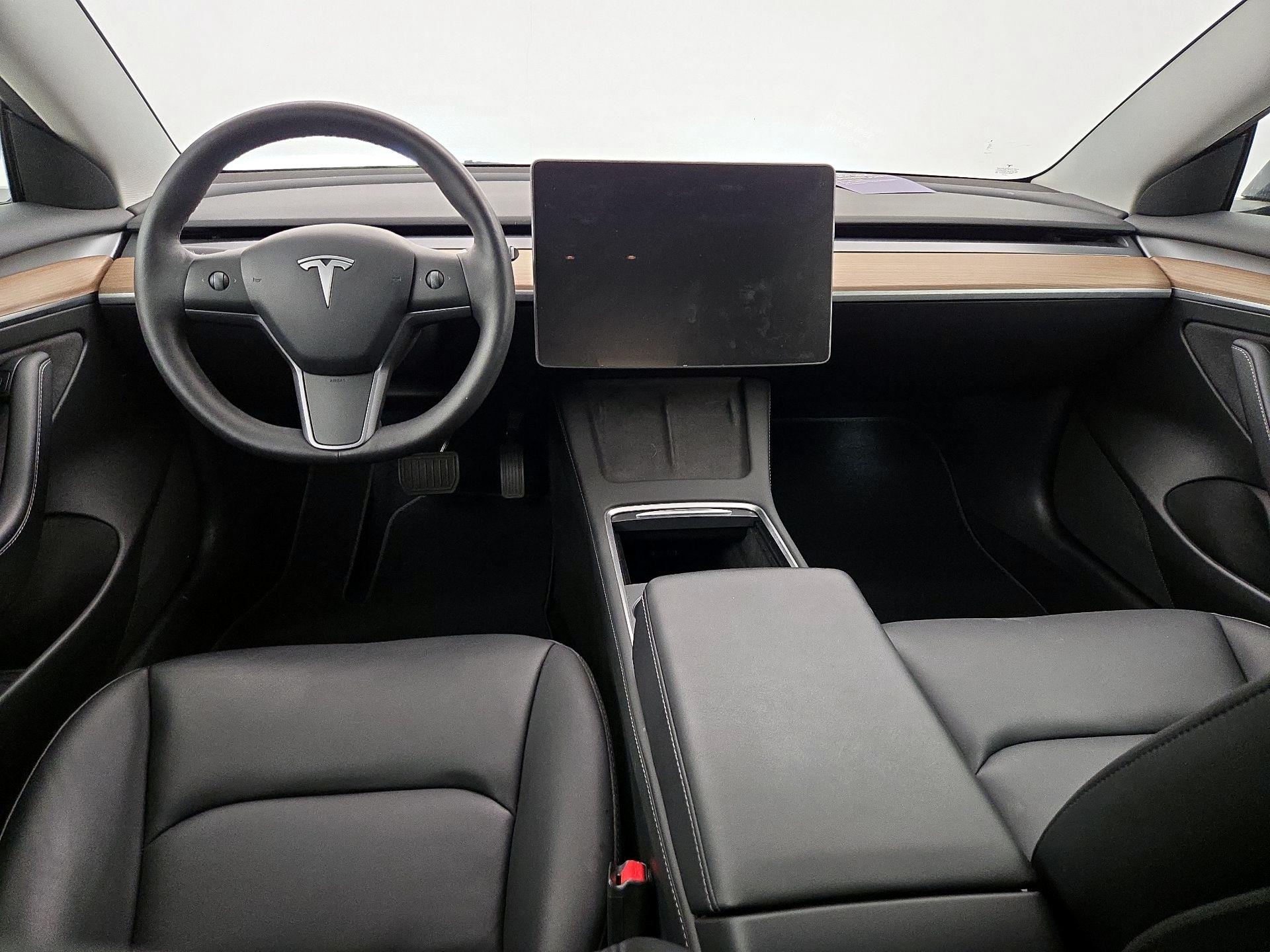 Thumbnail: 2023 Tesla Model 3 - 9