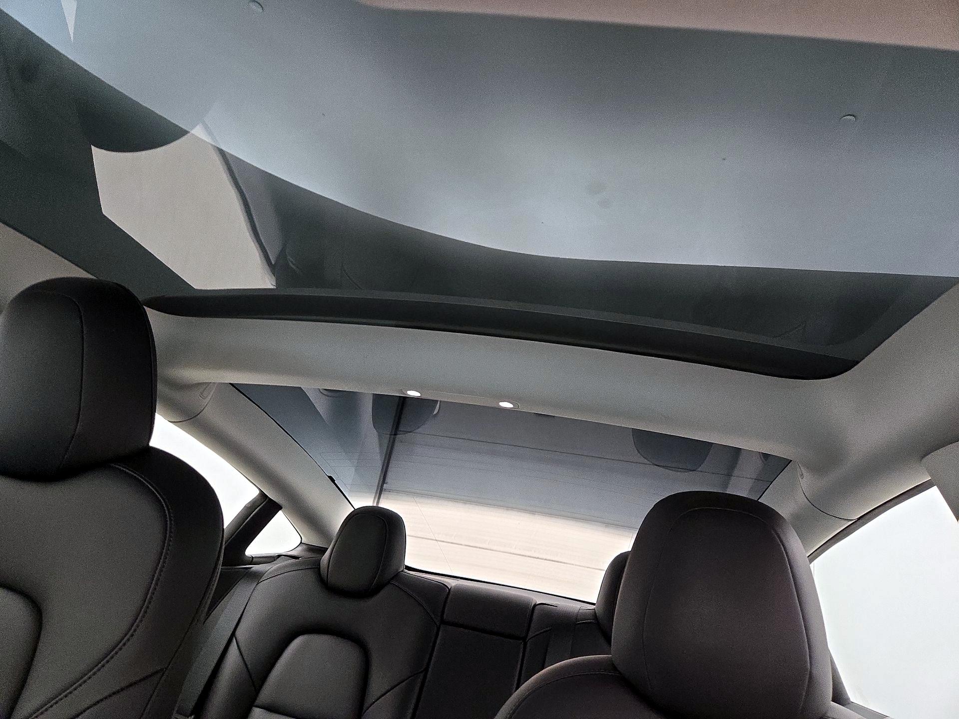 Thumbnail: 2023 Tesla Model 3 - 19