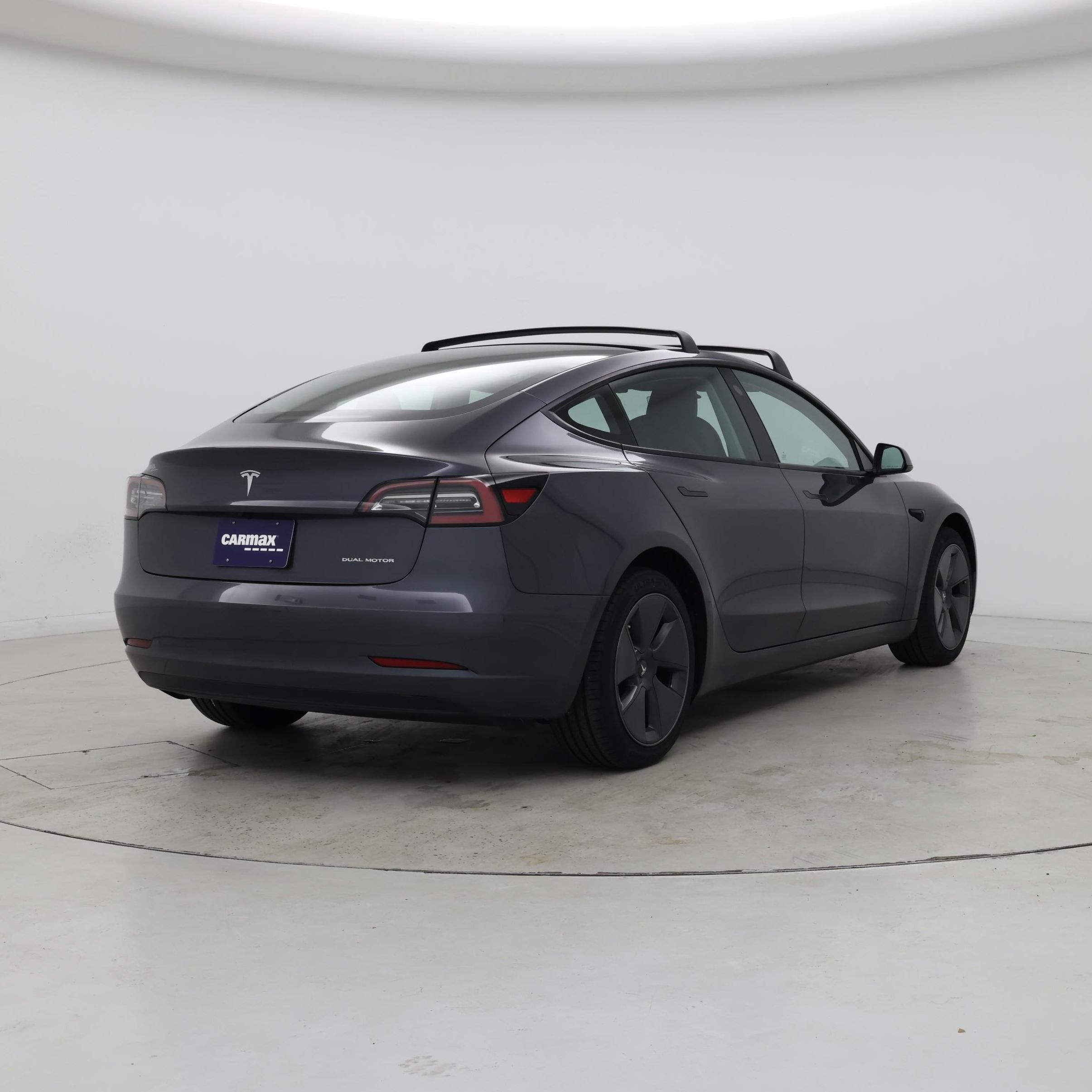 Thumbnail: 2023 Tesla Model 3 - 8