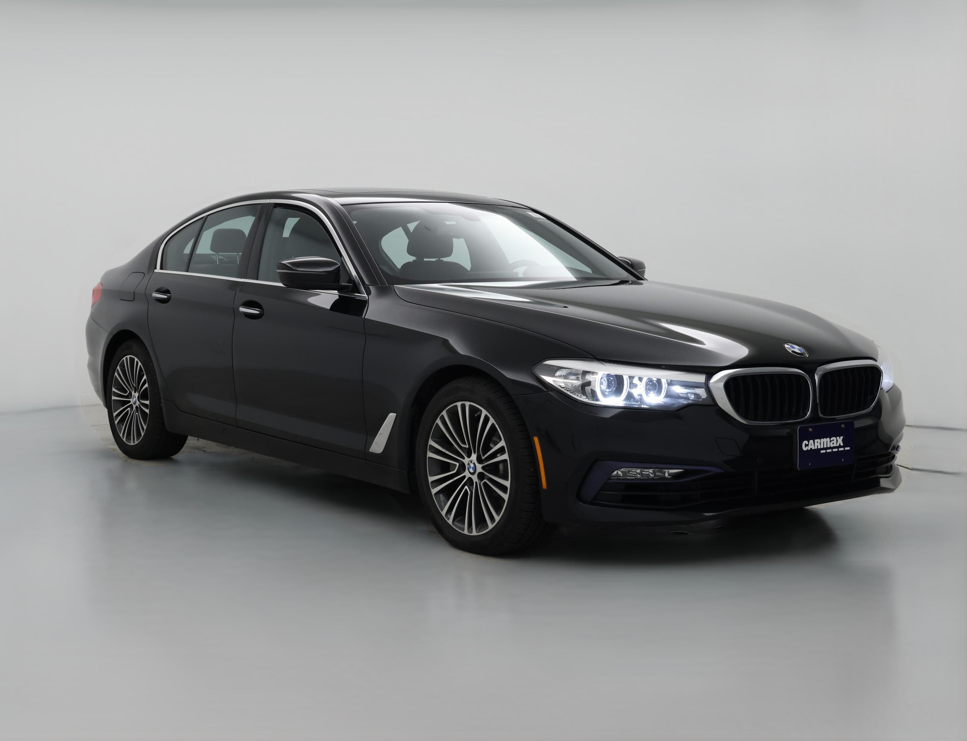 Thumbnail: 2017 BMW 5 Series - 1