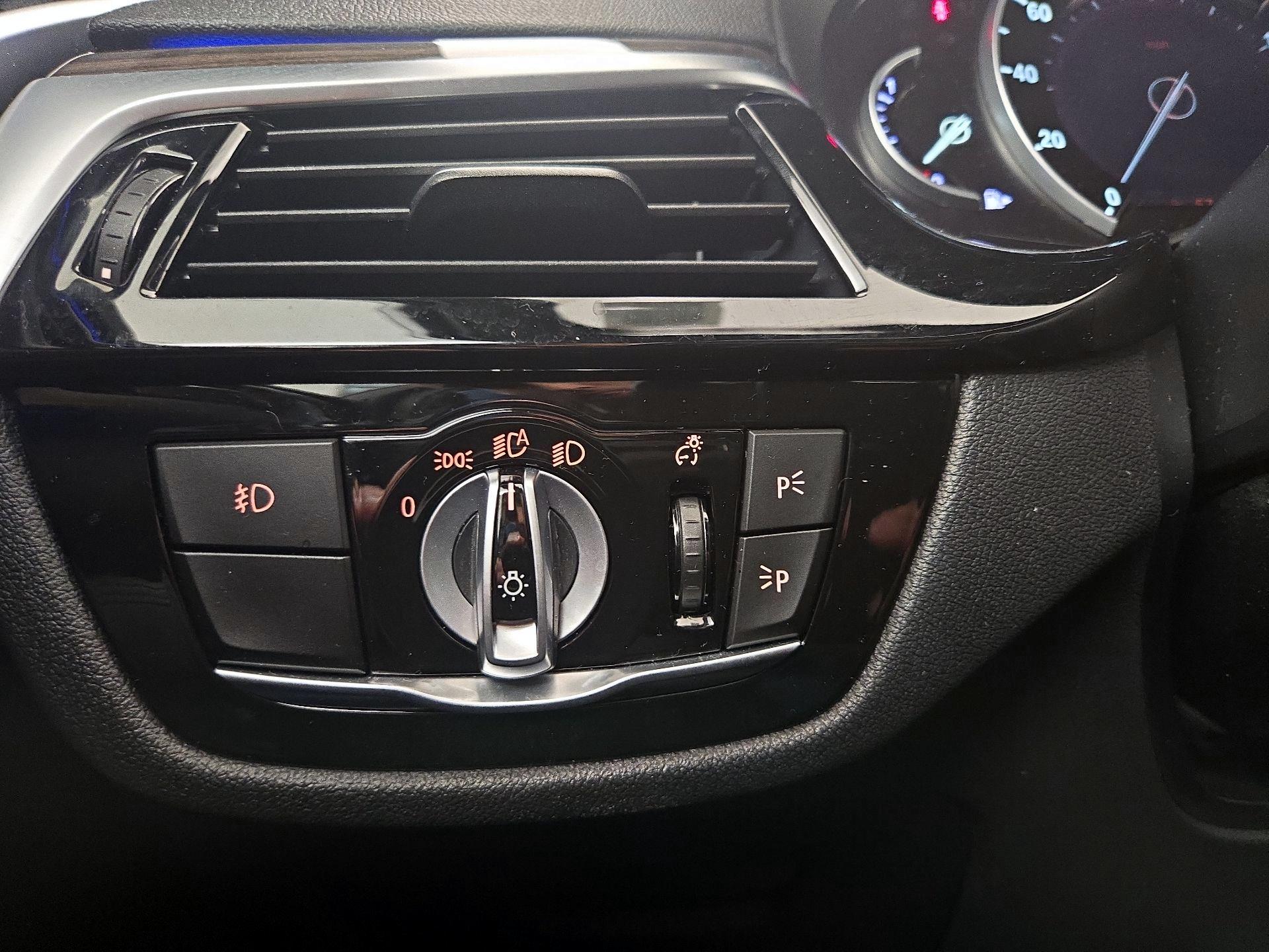 Thumbnail: 2017 BMW 5 Series - 13