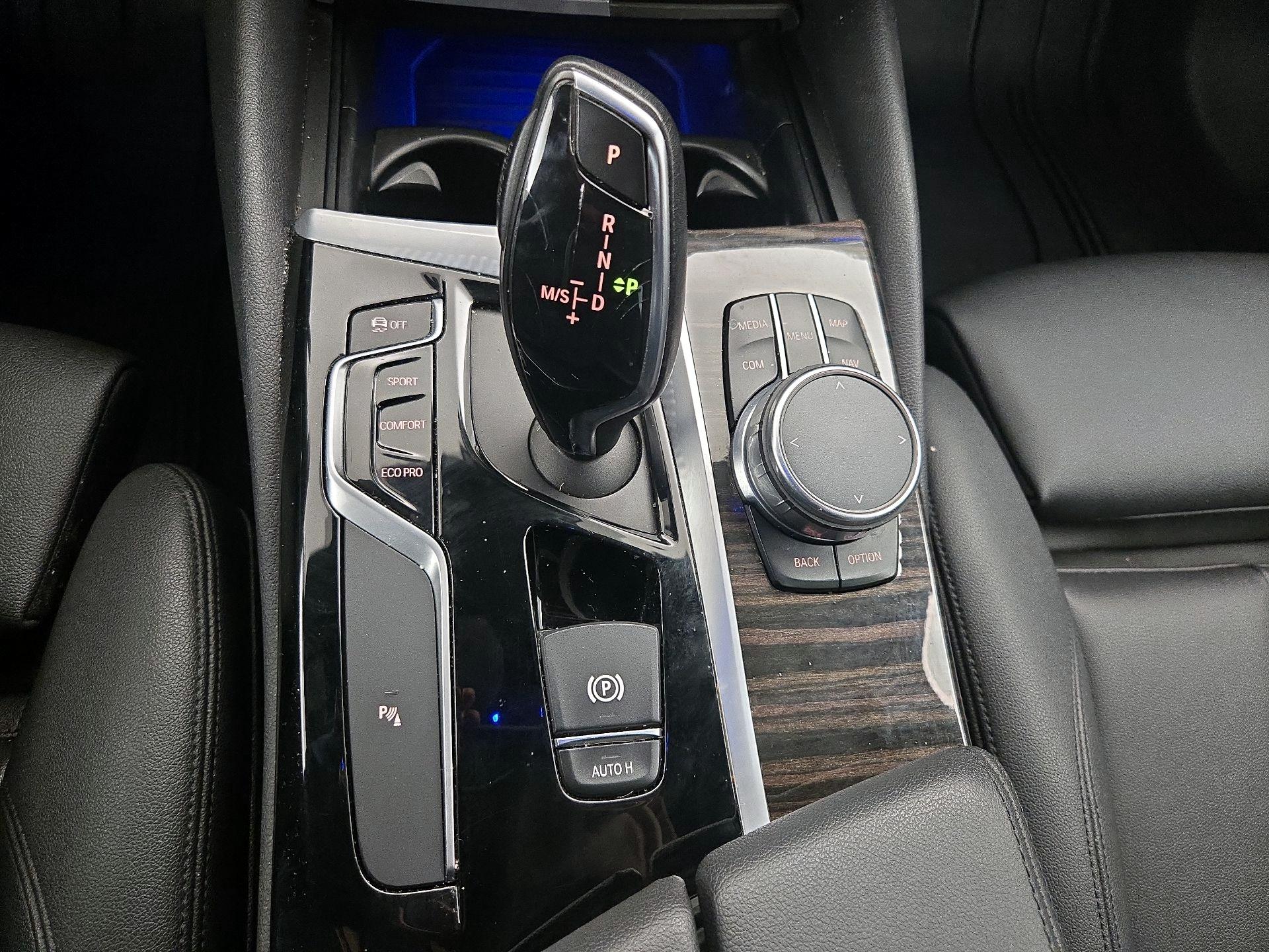 Thumbnail: 2017 BMW 5 Series - 18