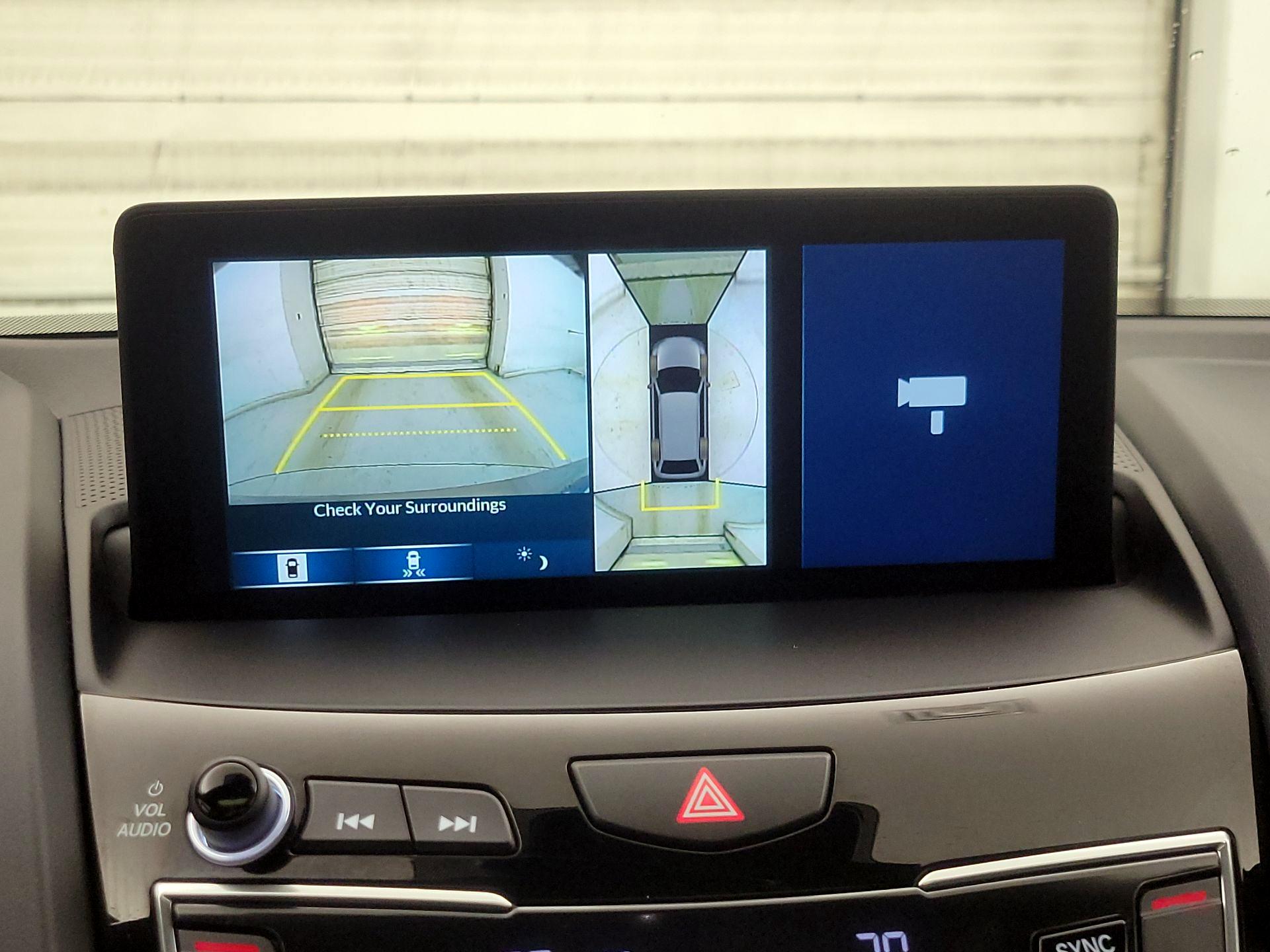 Thumbnail: 2025 Acura RDX - 15