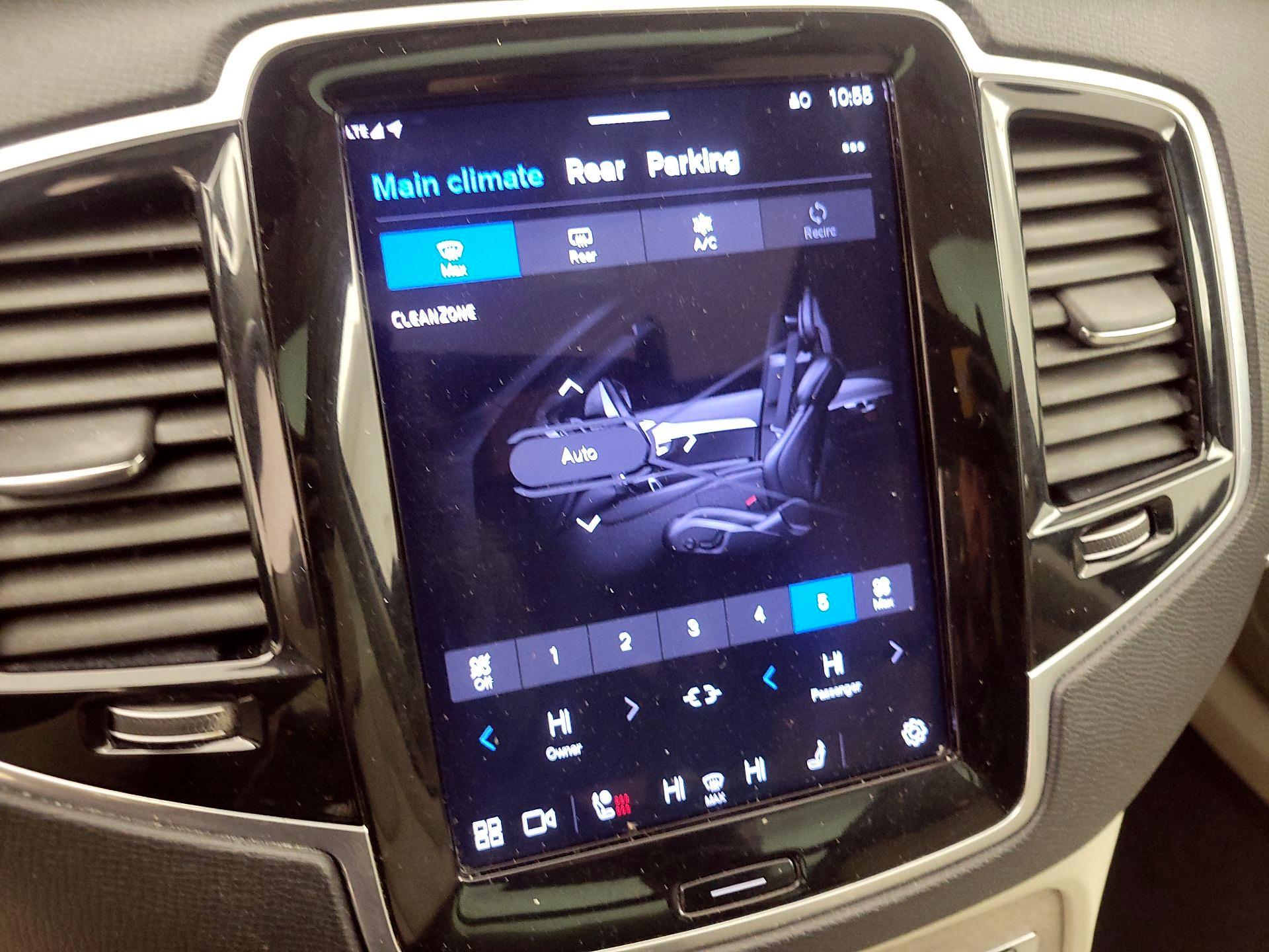 Thumbnail: 2023 Volvo XC90 - 17