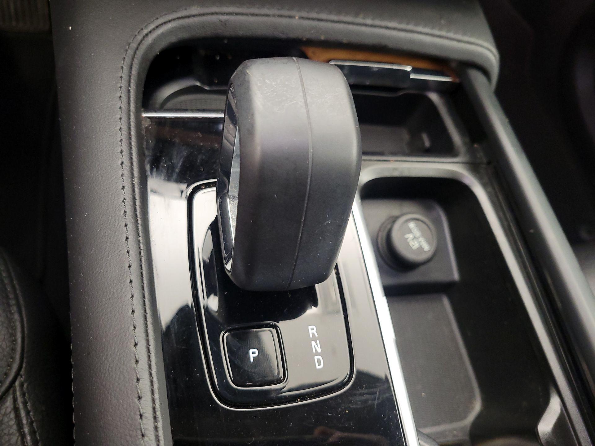 Thumbnail: 2023 Volvo XC90 - 17