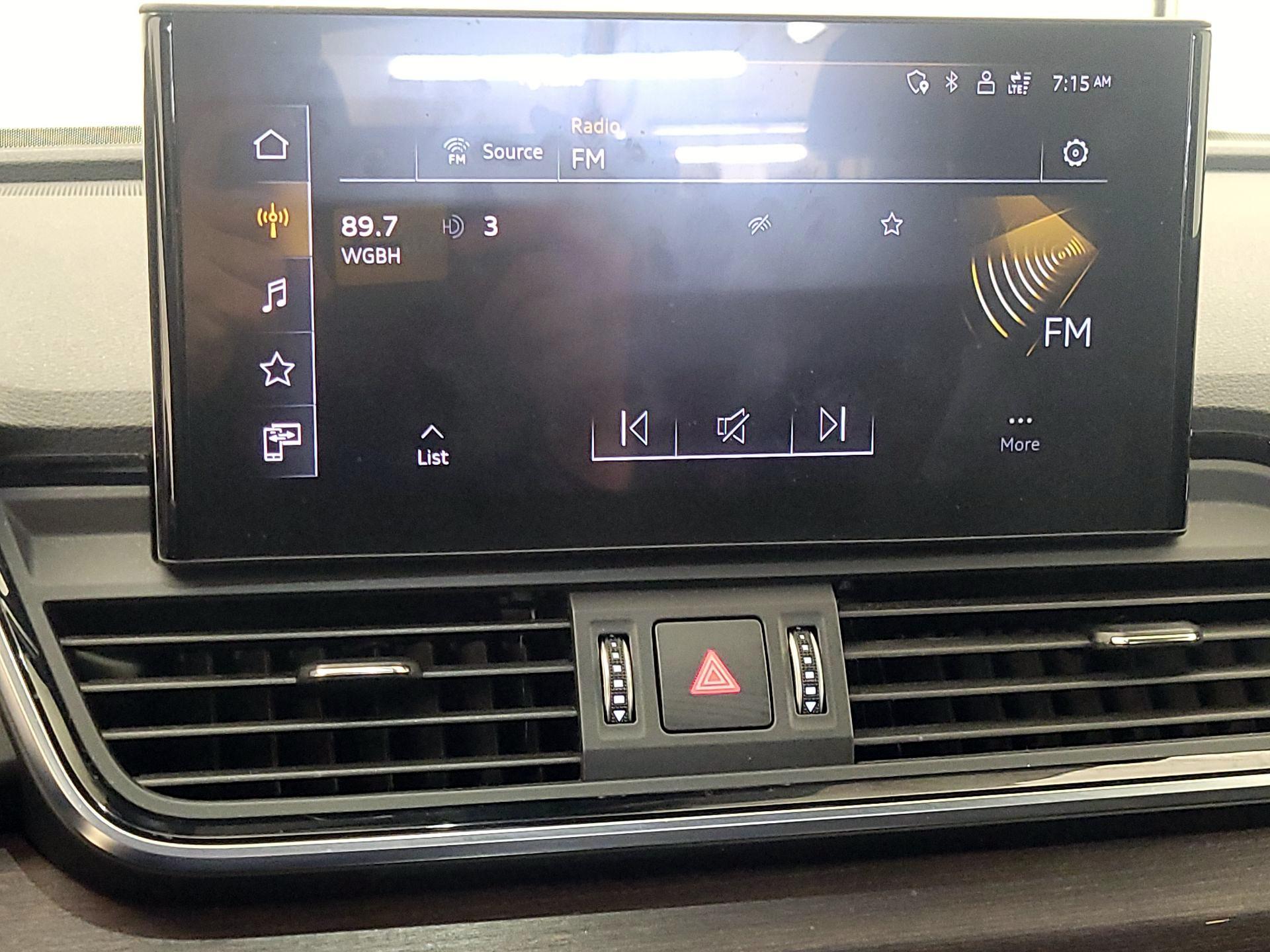 Thumbnail: 2022 Audi Q5 - 15