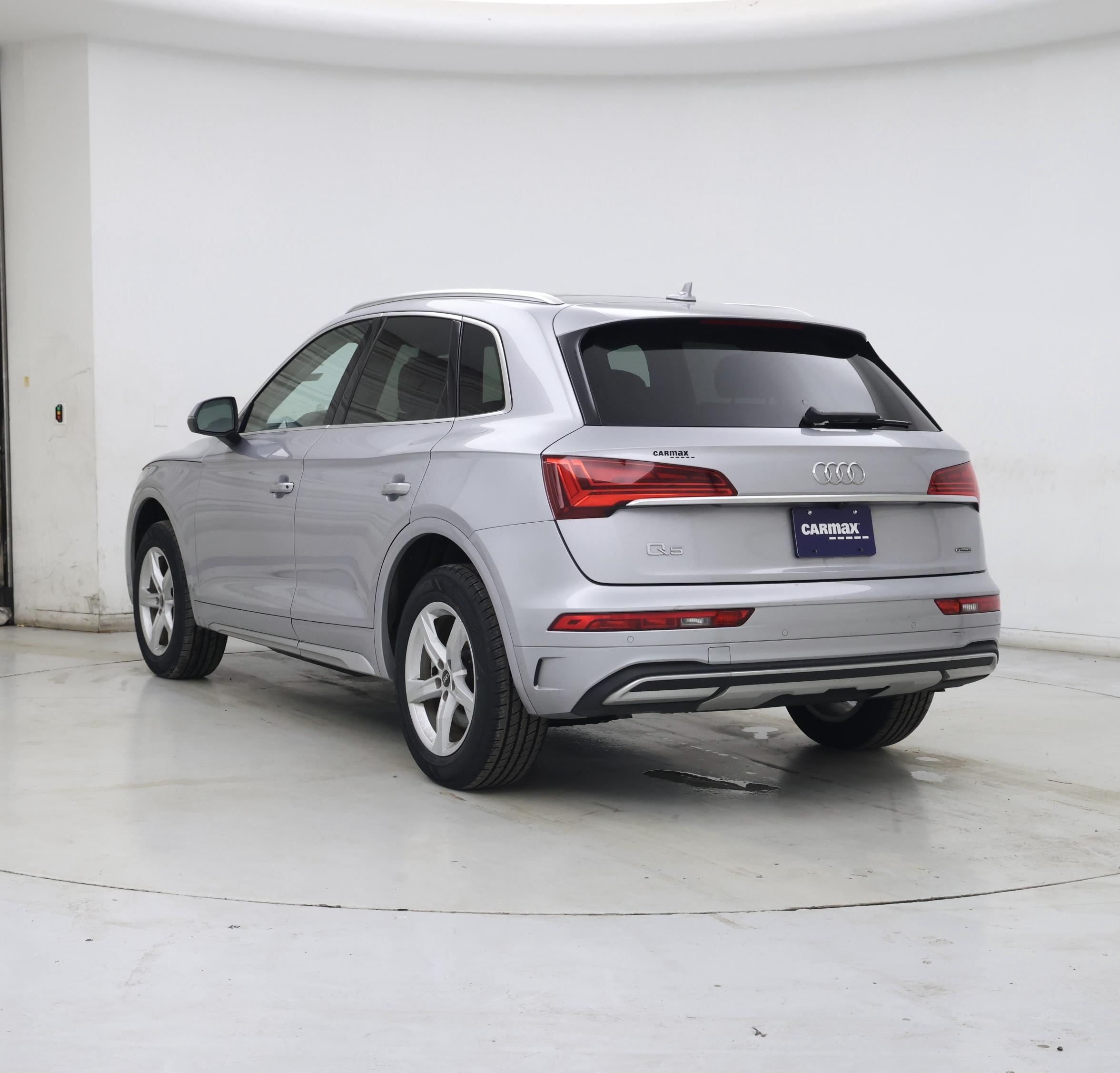 Thumbnail: 2022 Audi Q5 - 2