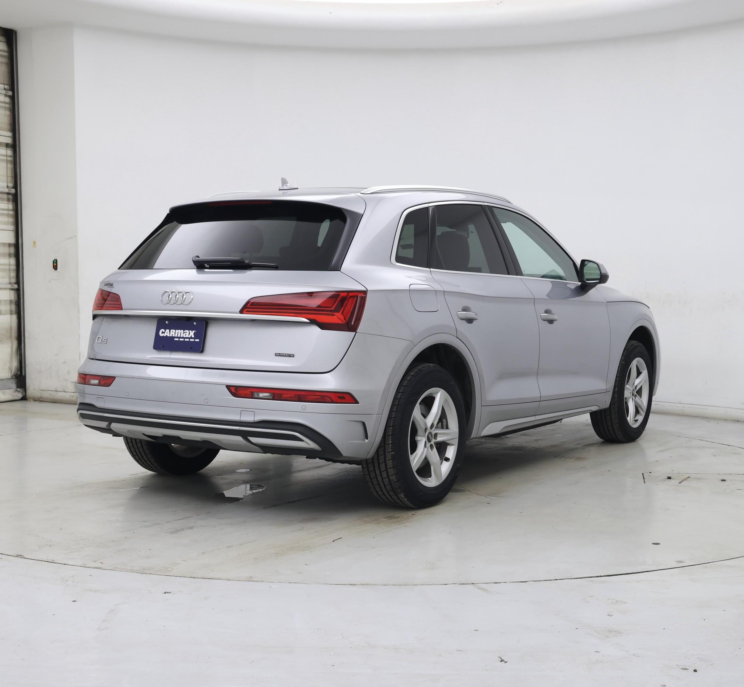Thumbnail: 2022 Audi Q5 - 8