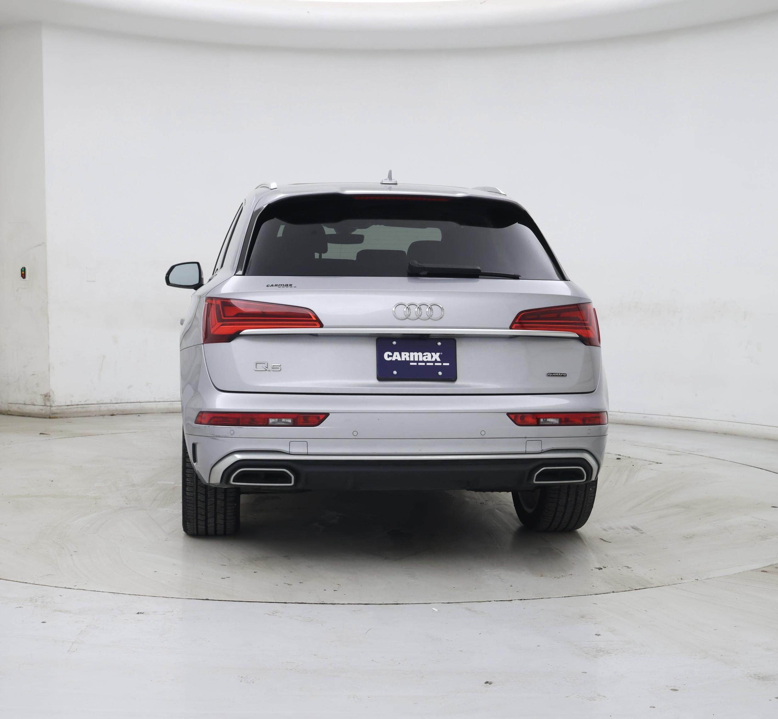 Thumbnail: 2023 Audi Q5 - 6