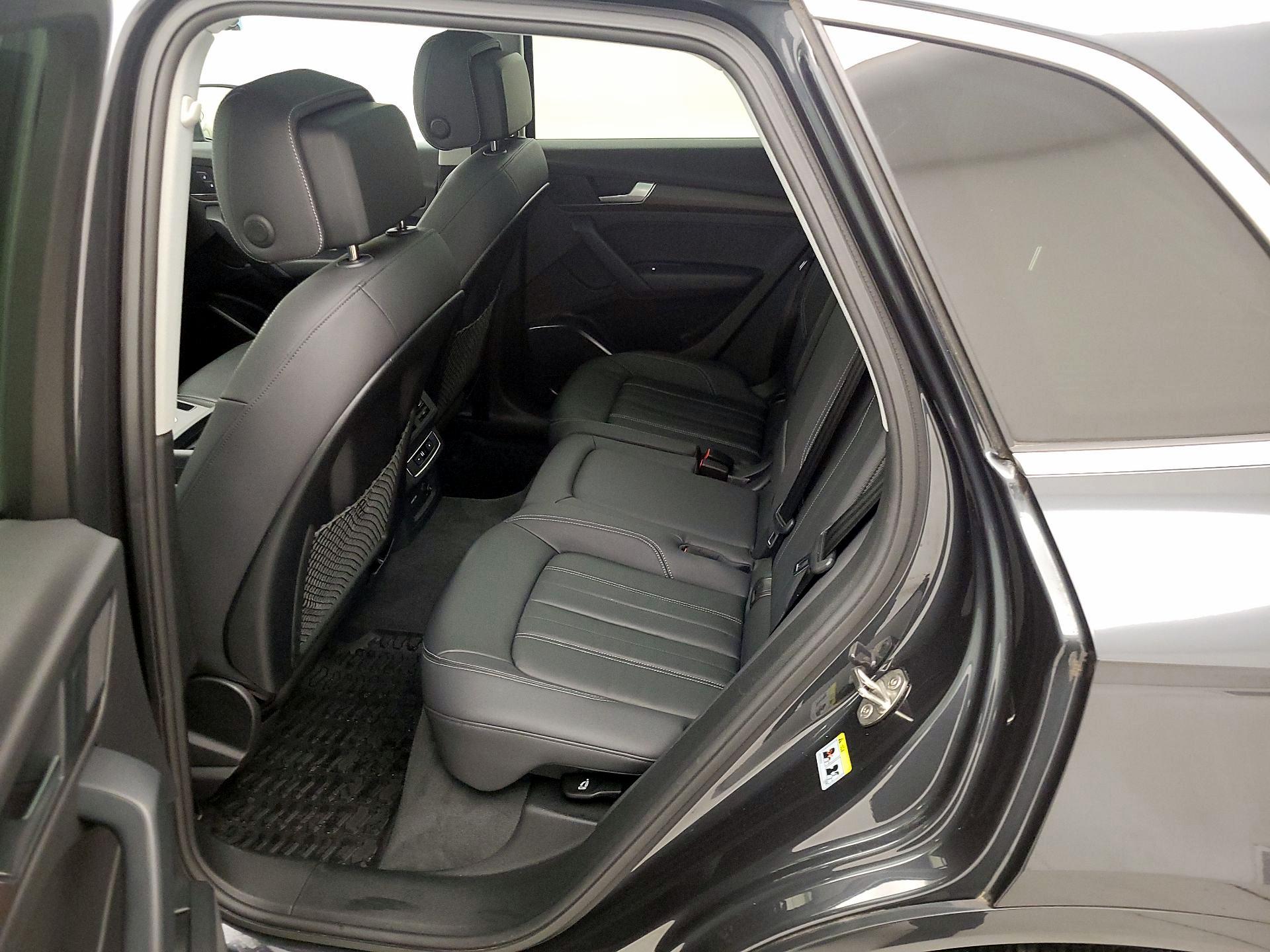 Thumbnail: 2023 Audi Q5 - 20