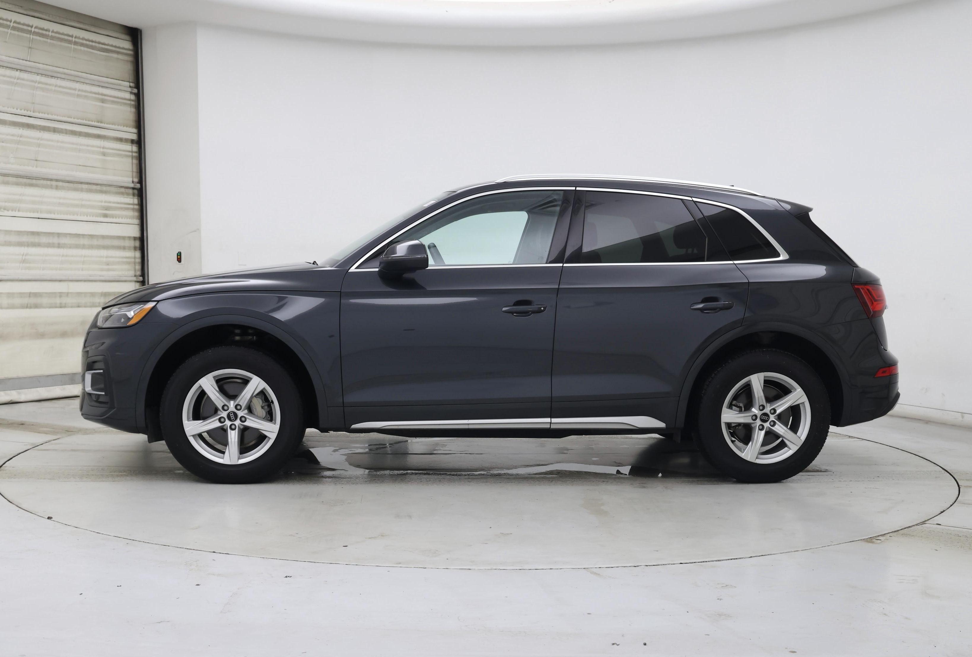 Thumbnail: 2023 Audi Q5 - 3