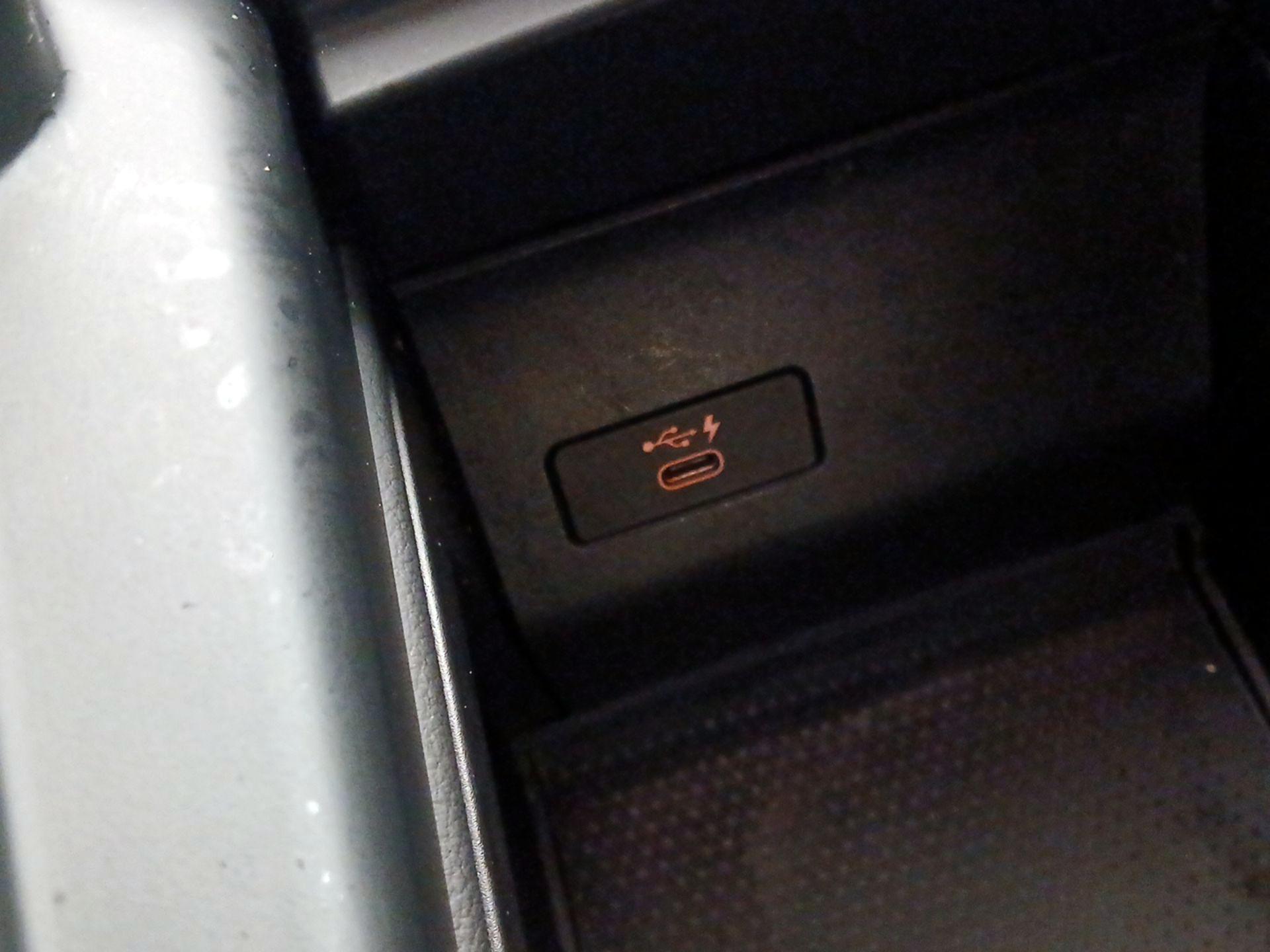 Thumbnail: 2019 BMW X5 - 19